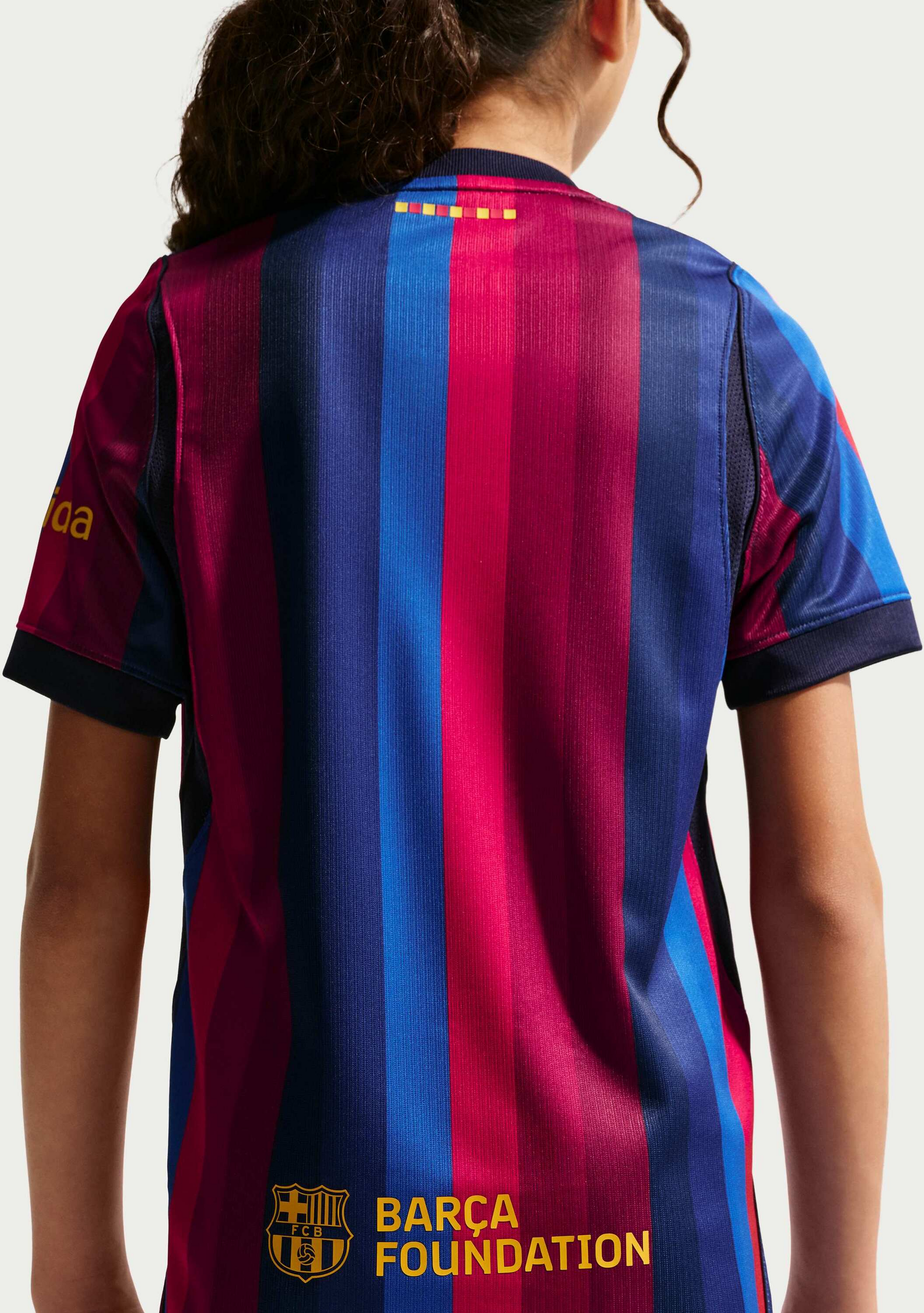 NIKE, Older Kids' Dri-fit Football Replica Shirt F.c. Barcelona 2026/27 Stadium Home