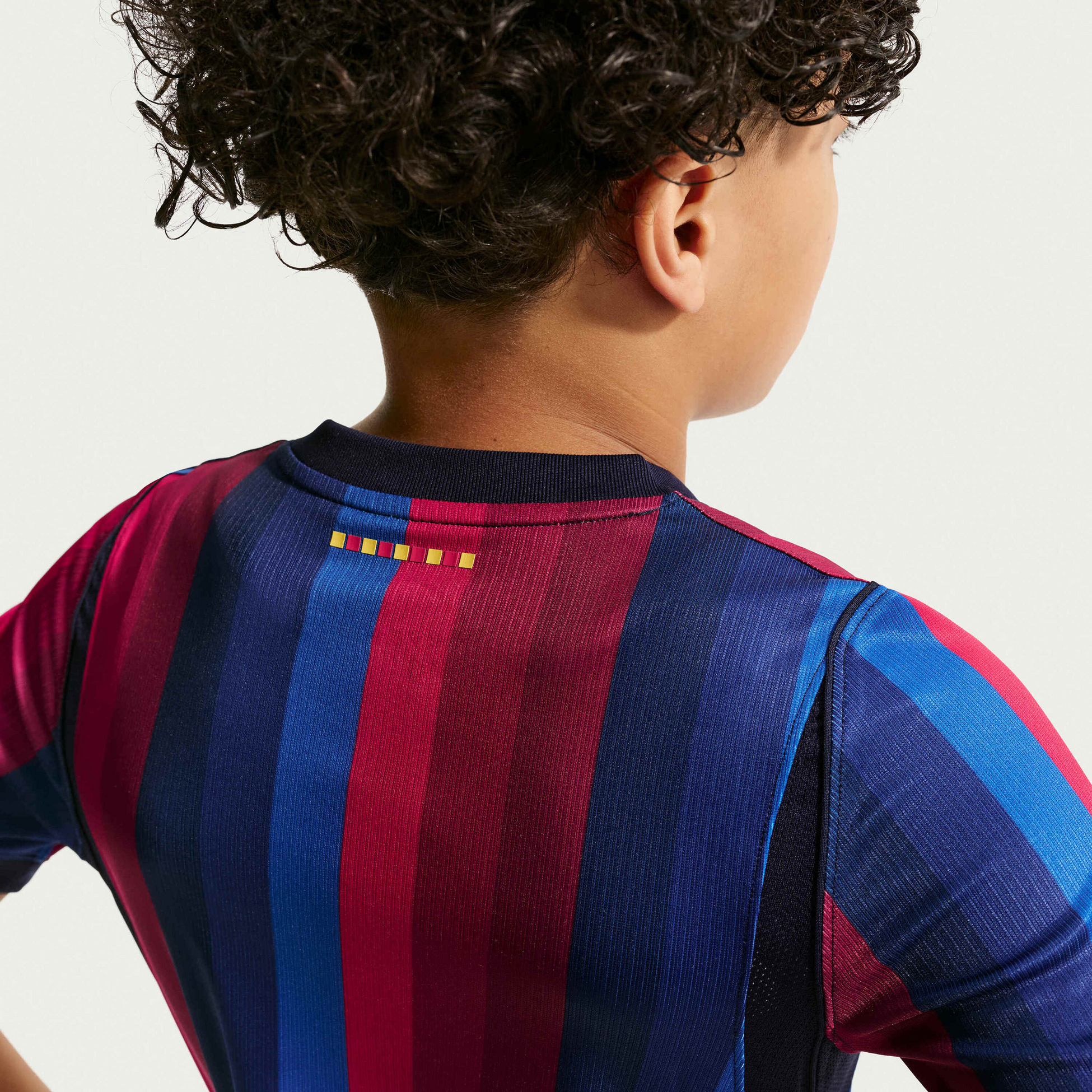 NIKE, Older Kids' Dri-fit Football Replica Shirt F.c. Barcelona 2026/27 Stadium Home