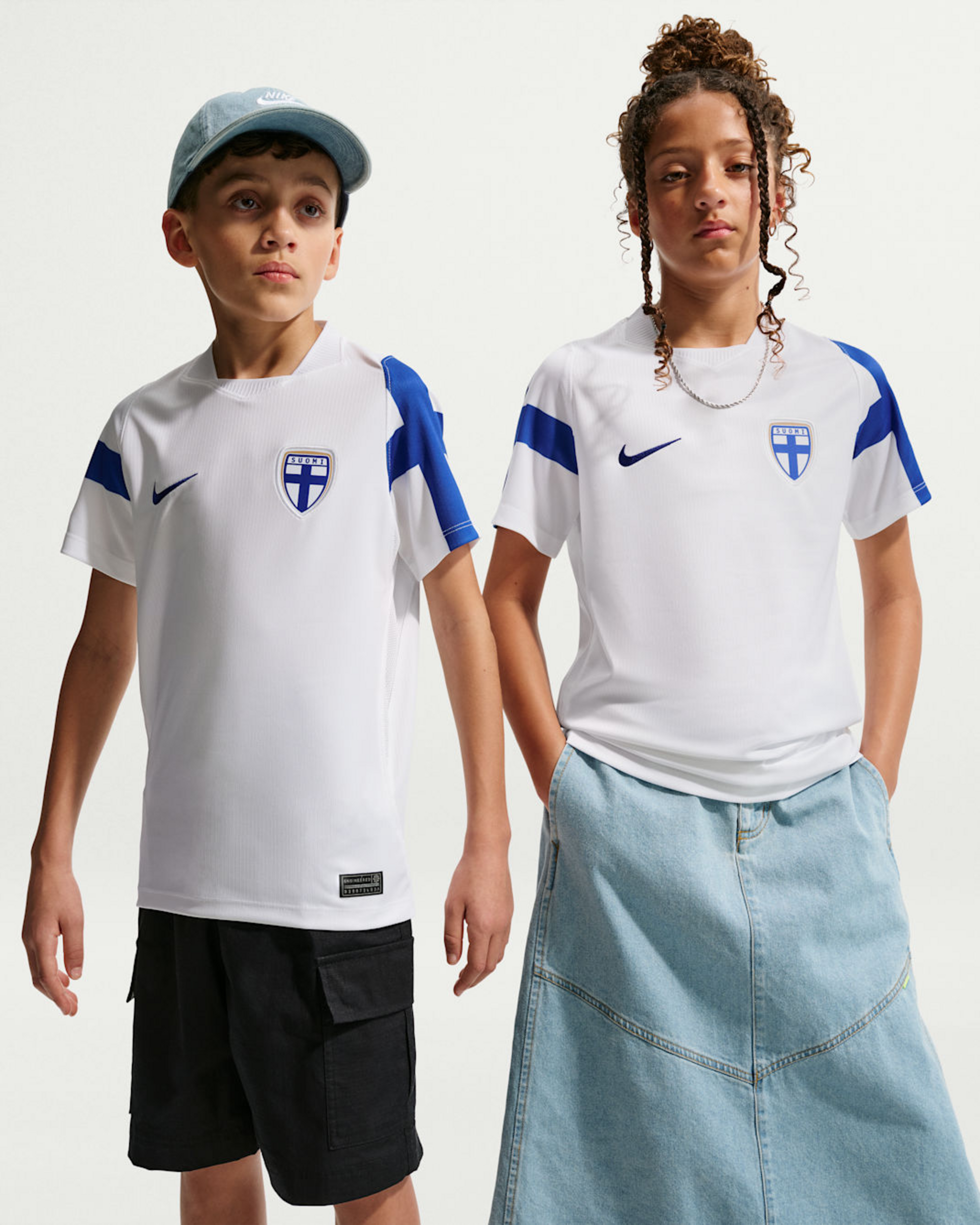 NIKE, Older Kids' Dri-fit Football Replica Shirt Finland 2026 Stadium Away
