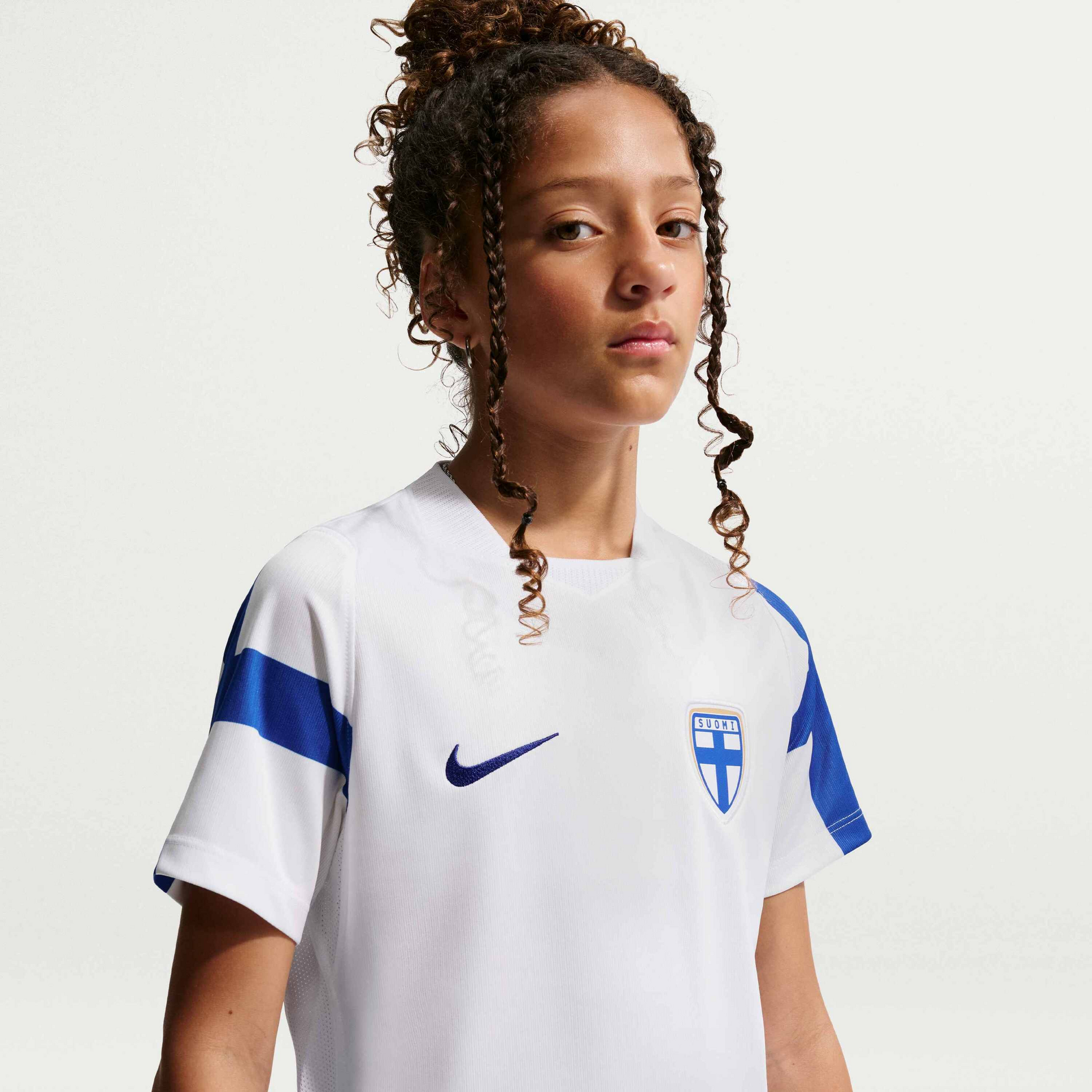 NIKE, Older Kids' Dri-fit Football Replica Shirt Finland 2026 Stadium Away