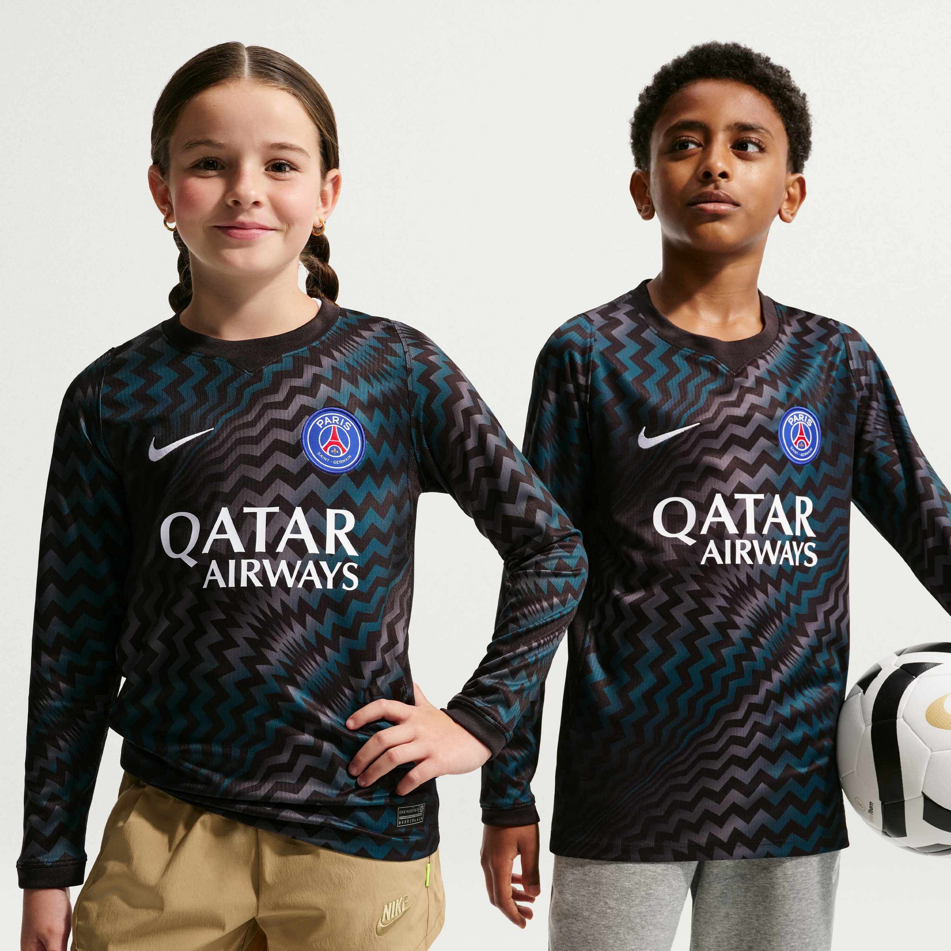NIKE, Older Kids' Dri-fit Football Replica Shirt Paris Saint-germain 2026/27 Stadium Goalkeeper