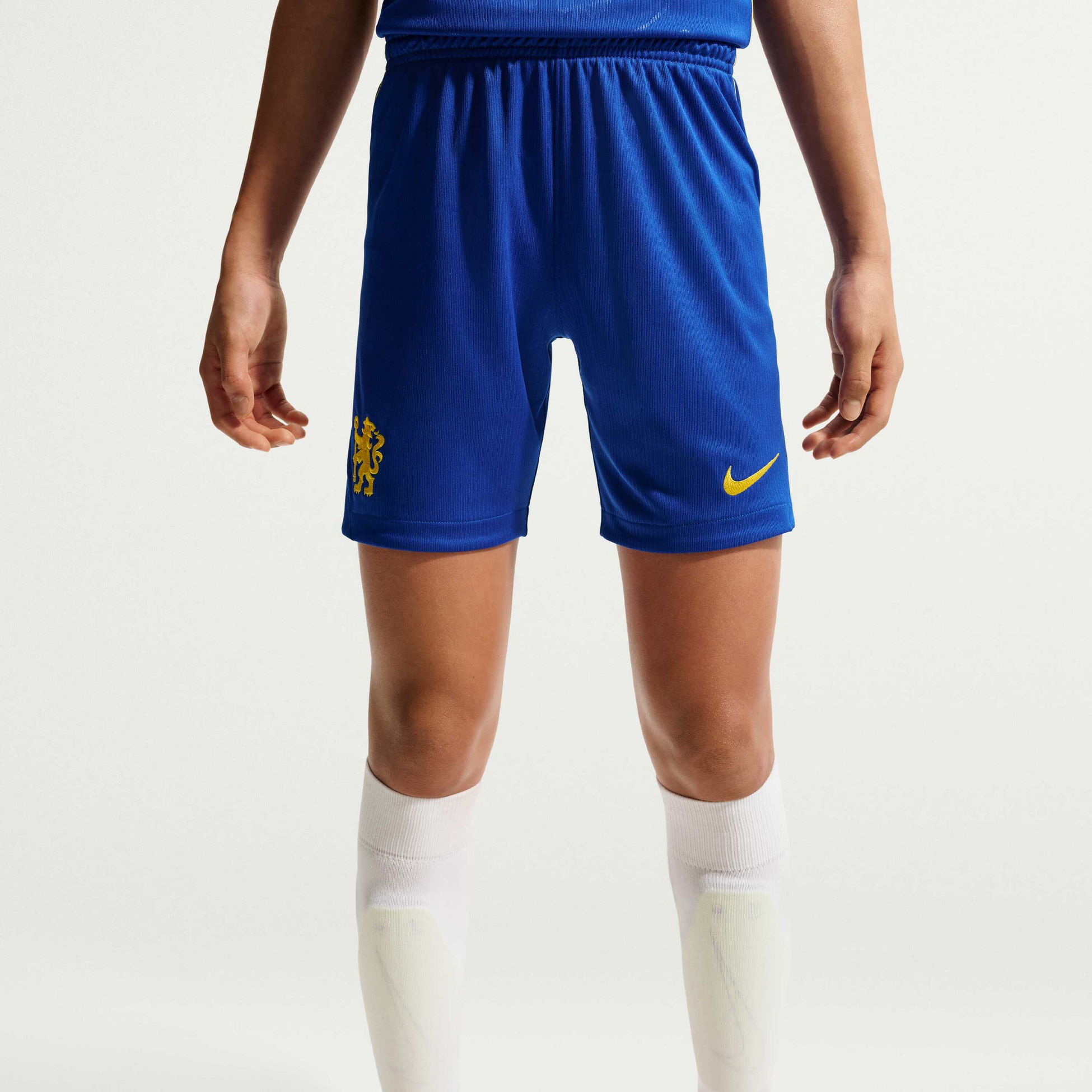 NIKE, Older Kids' Dri-fit Football Replica Shorts Chelsea Fc 2026/27 Stadium Home