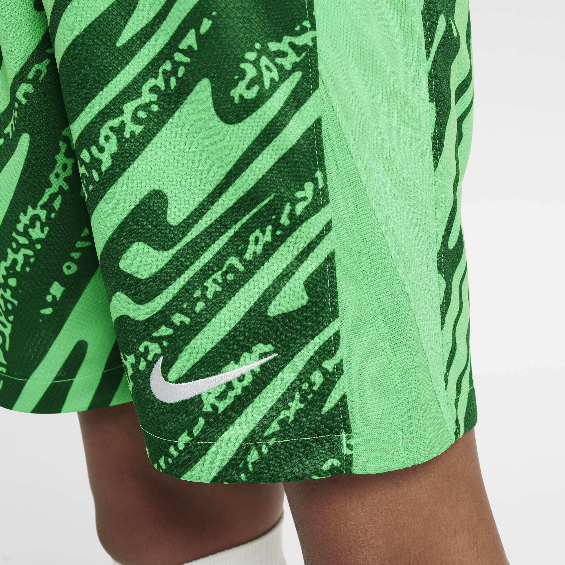 NIKE, Older Kids' Dri-fit Football Replica Shorts F.c. Barcelona 2024/25 Stadium Goalkeeper