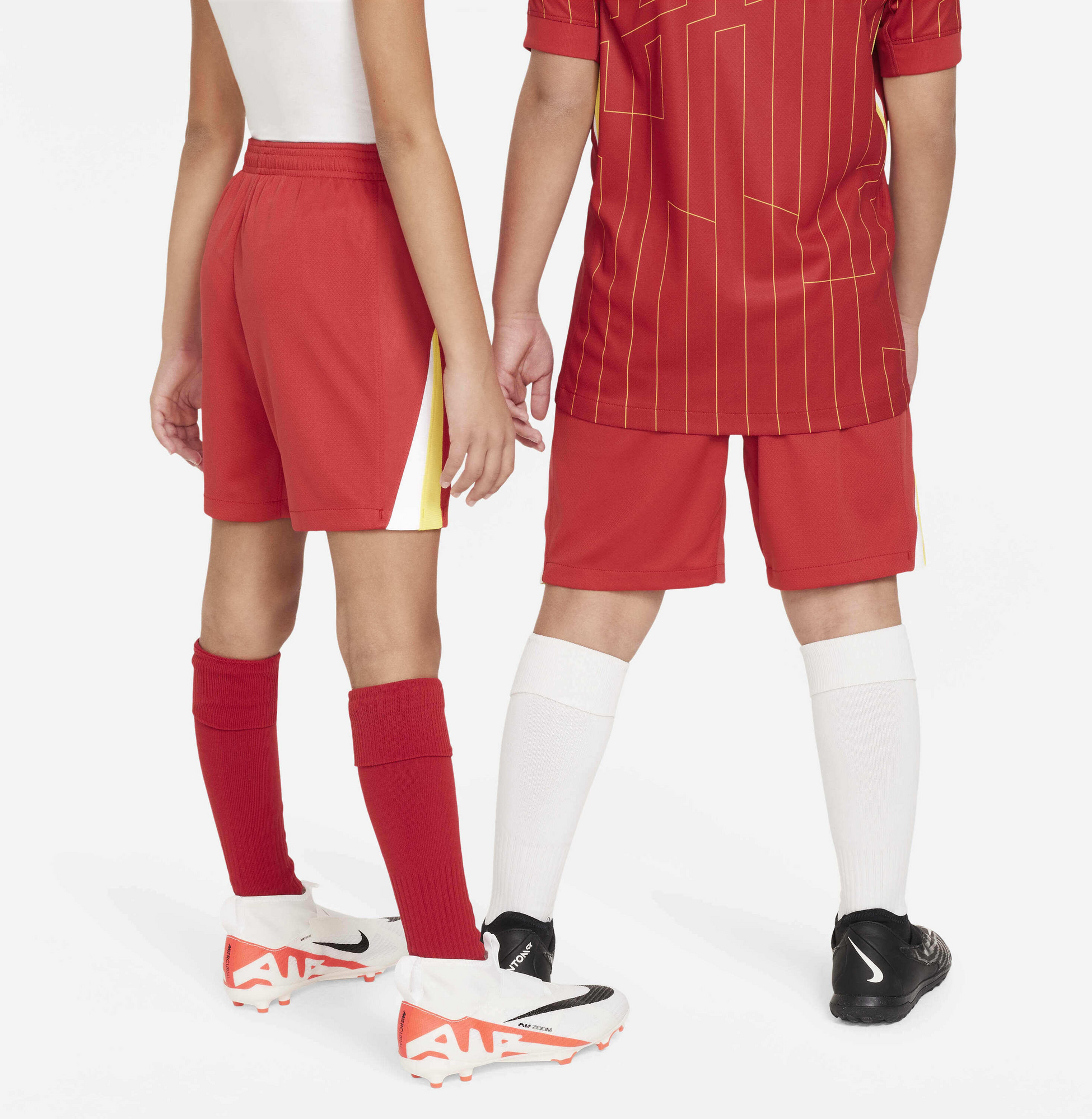 NIKE, Older Kids' Dri-fit Football Replica Shorts Liverpool F.c. 2024/25 Stadium Home