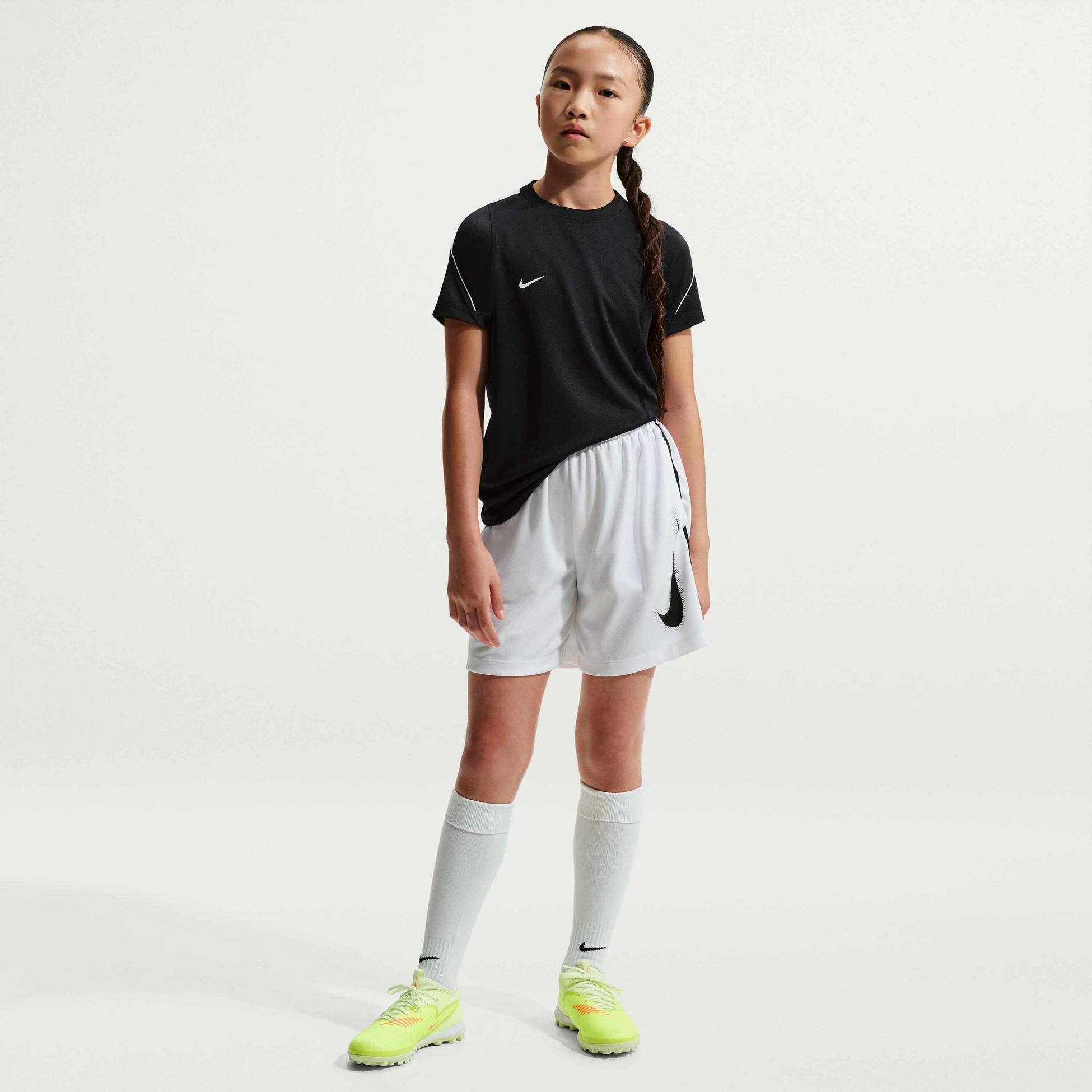 NIKE, Older Kids' Dri-fit Football Short-sleeve Top Strike