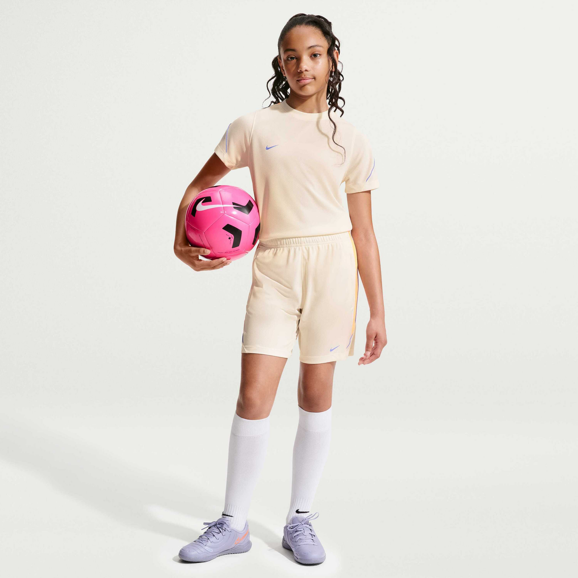 NIKE, Older Kids' Dri-fit Football Short-sleeve Top Strike