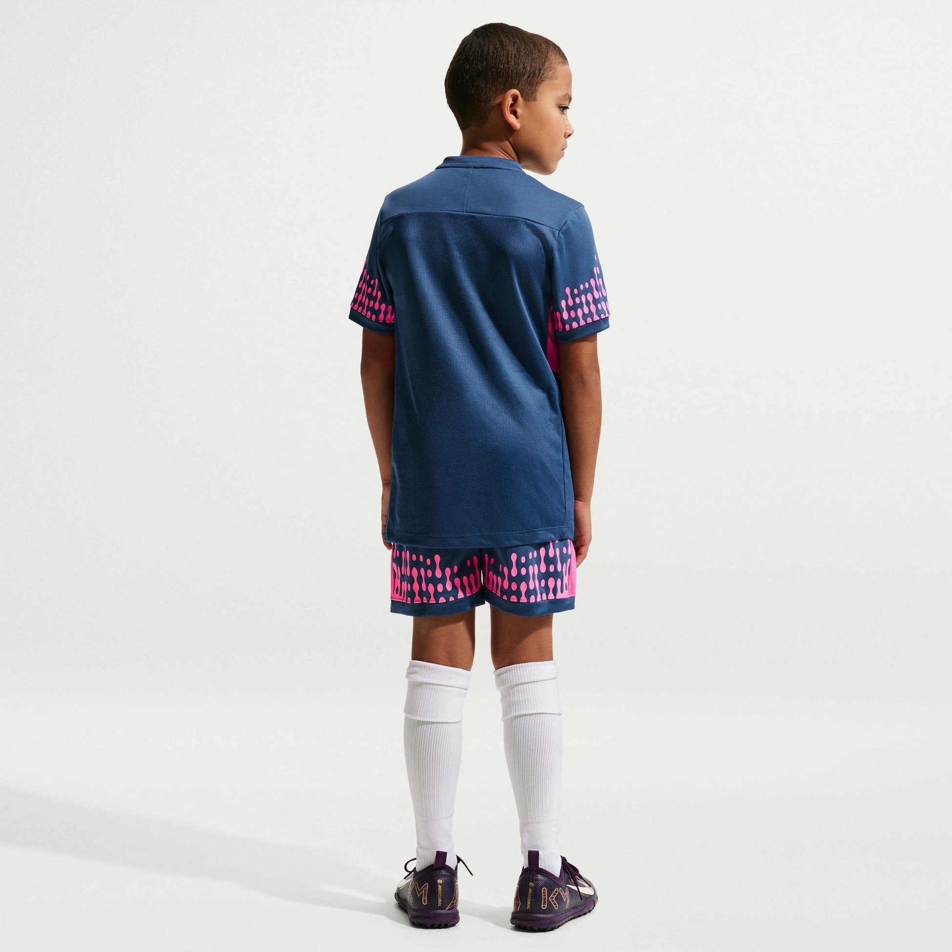 NIKE, Older Kids' Dri-fit Football Shorts Kylian Mbapp&eacute; Academy