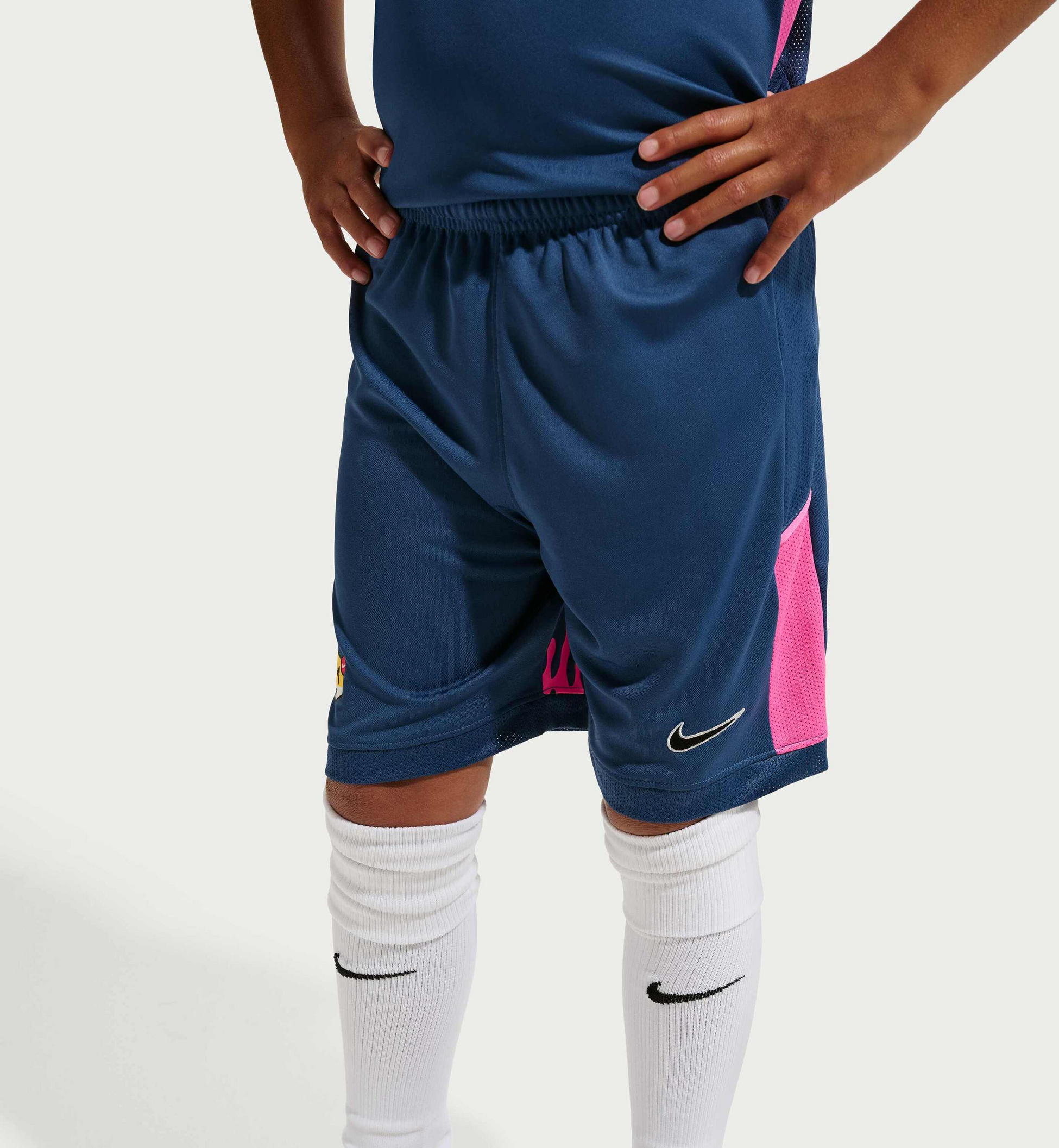 NIKE, Older Kids' Dri-fit Football Shorts Kylian Mbapp&eacute; Academy