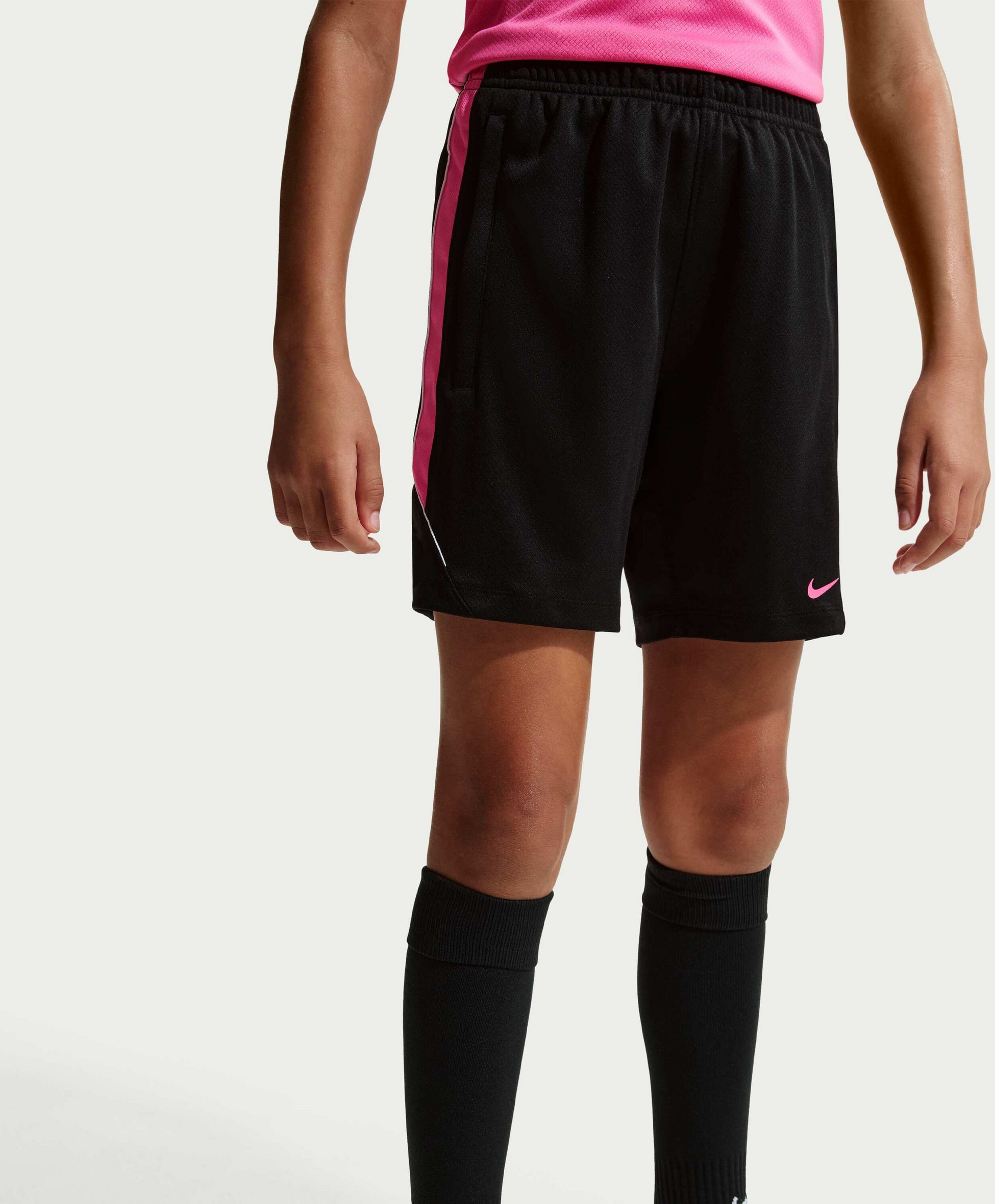 NIKE, Older Kids' Dri-fit Football Shorts Strike