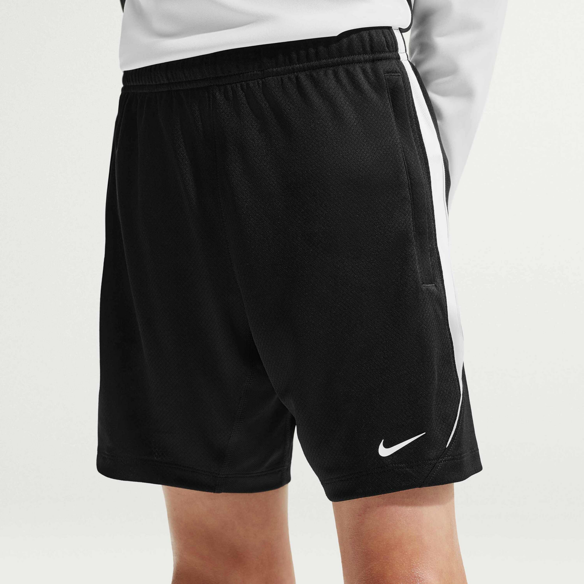 NIKE, Older Kids' Dri-fit Football Shorts Strike