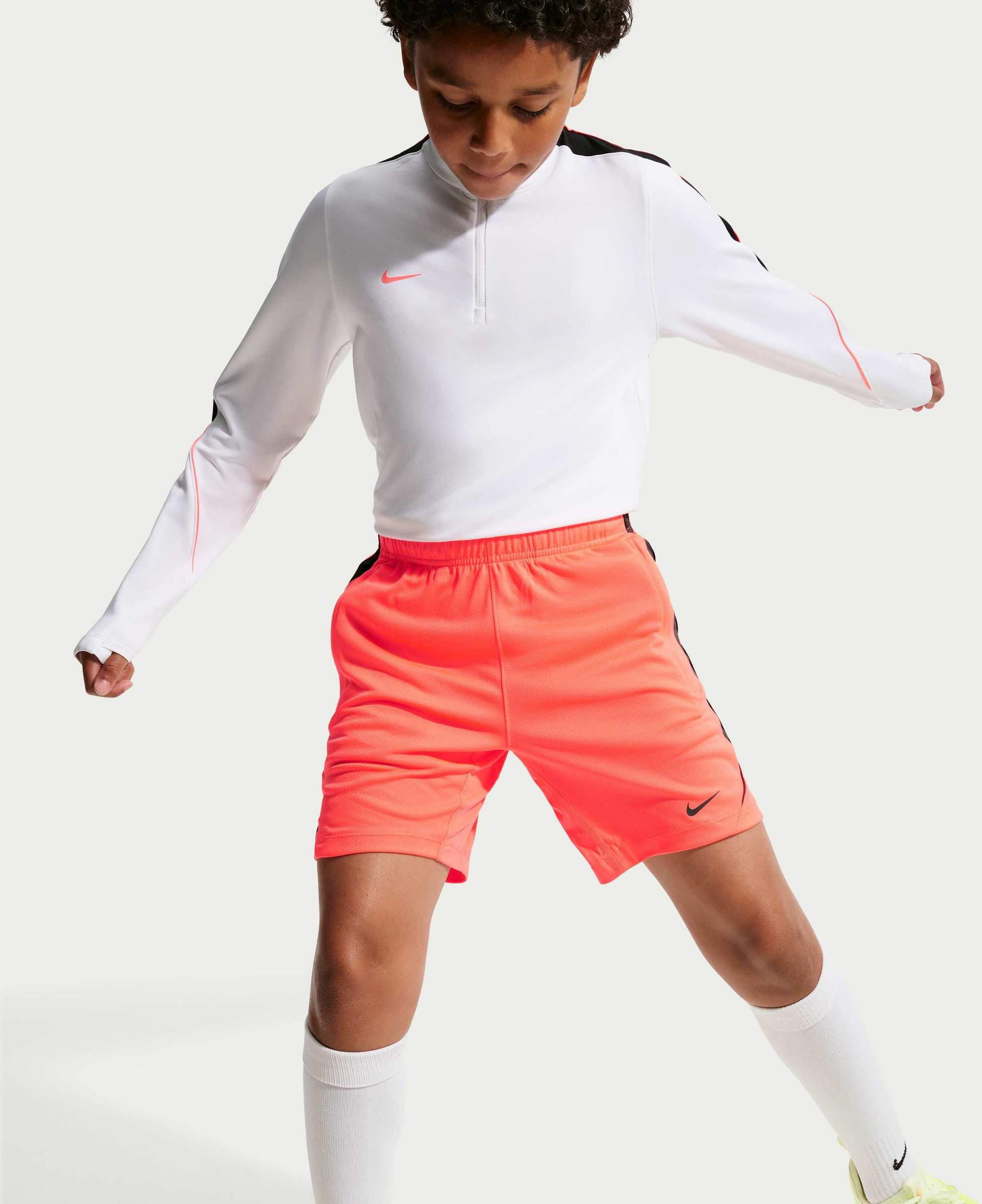 NIKE, Older Kids' Dri-fit Football Shorts Strike