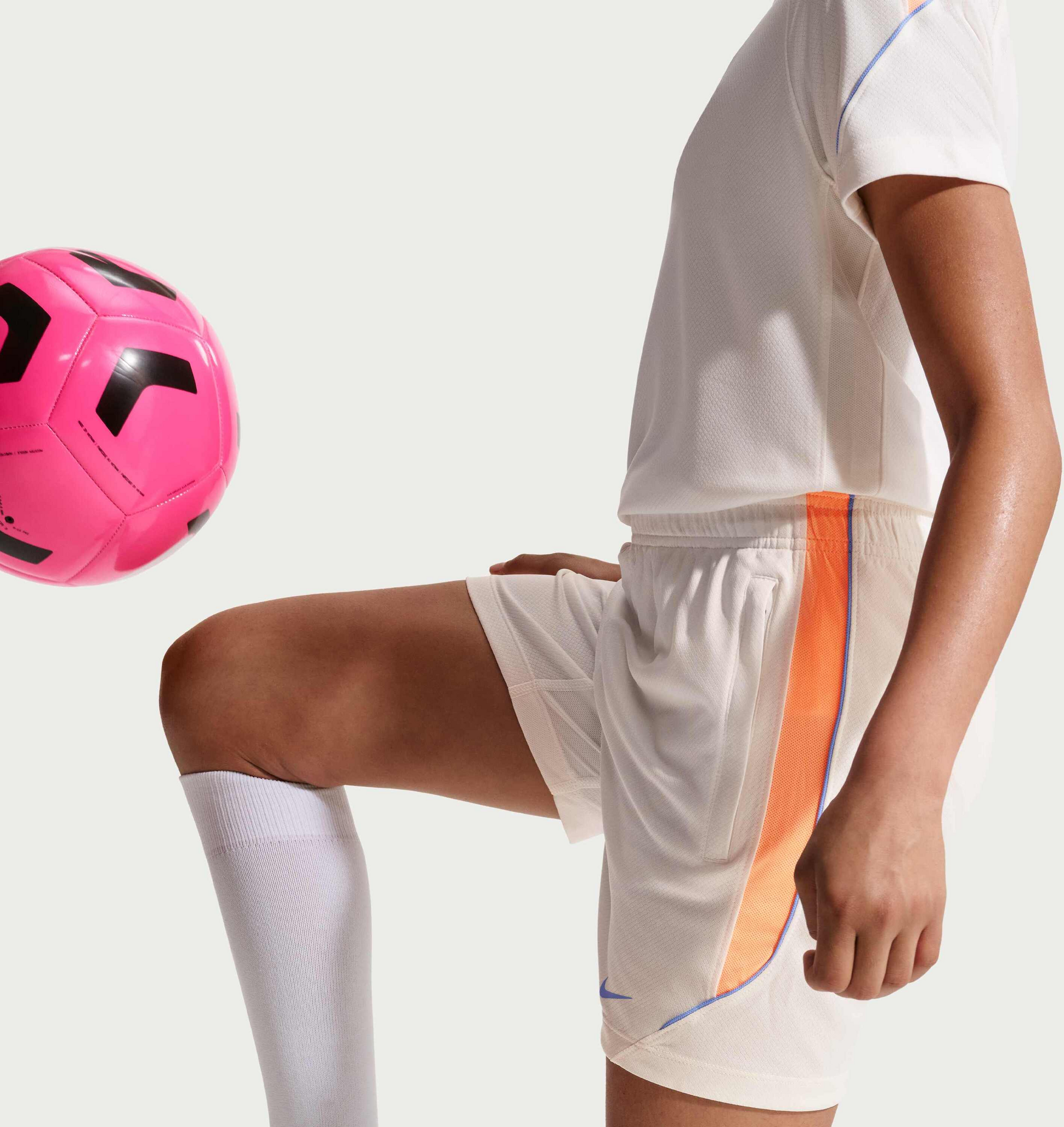 NIKE, Older Kids' Dri-fit Football Shorts Strike