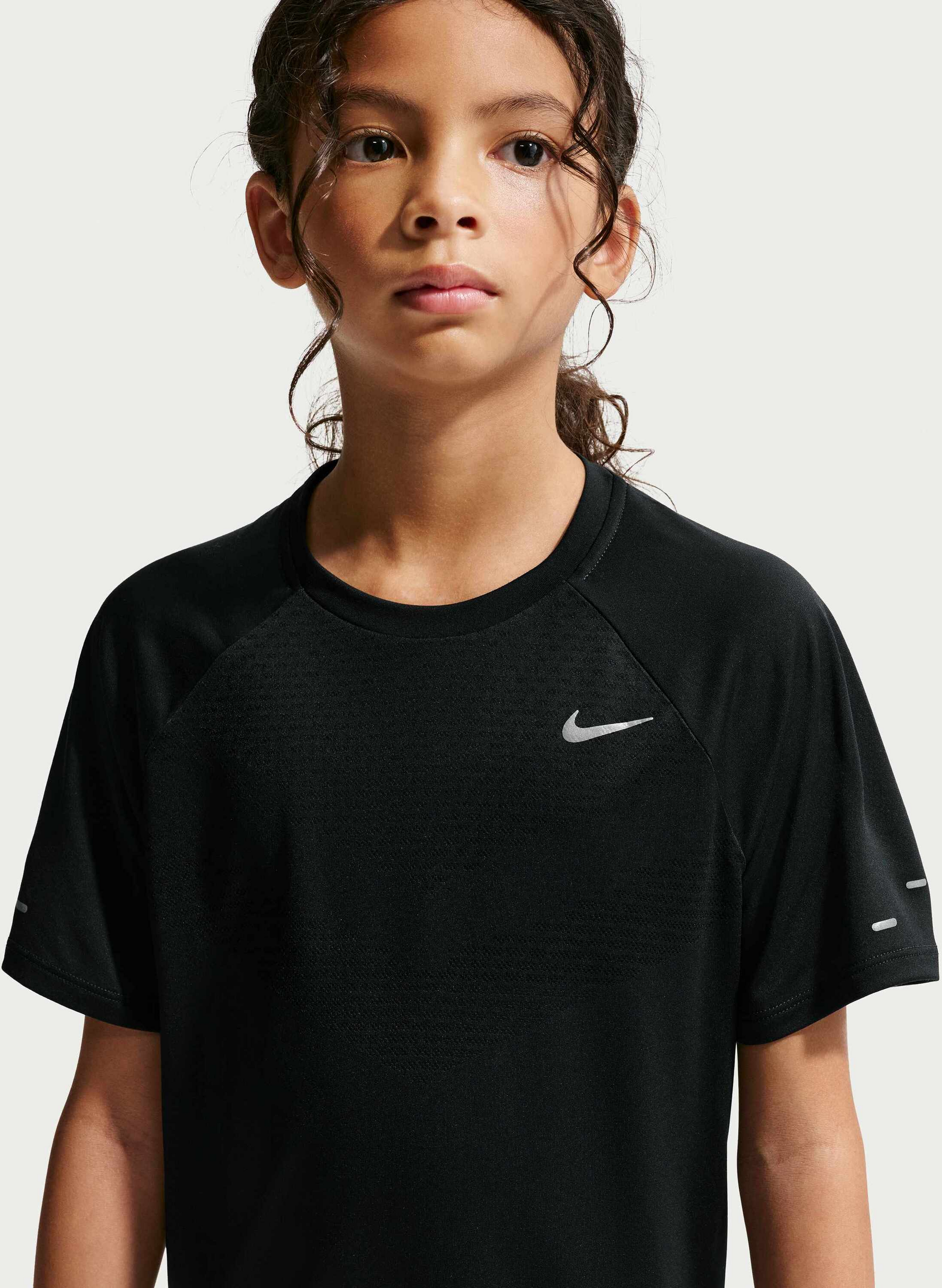 NIKE, Older Kids' Dri-fit Short-sleeve Top Stride