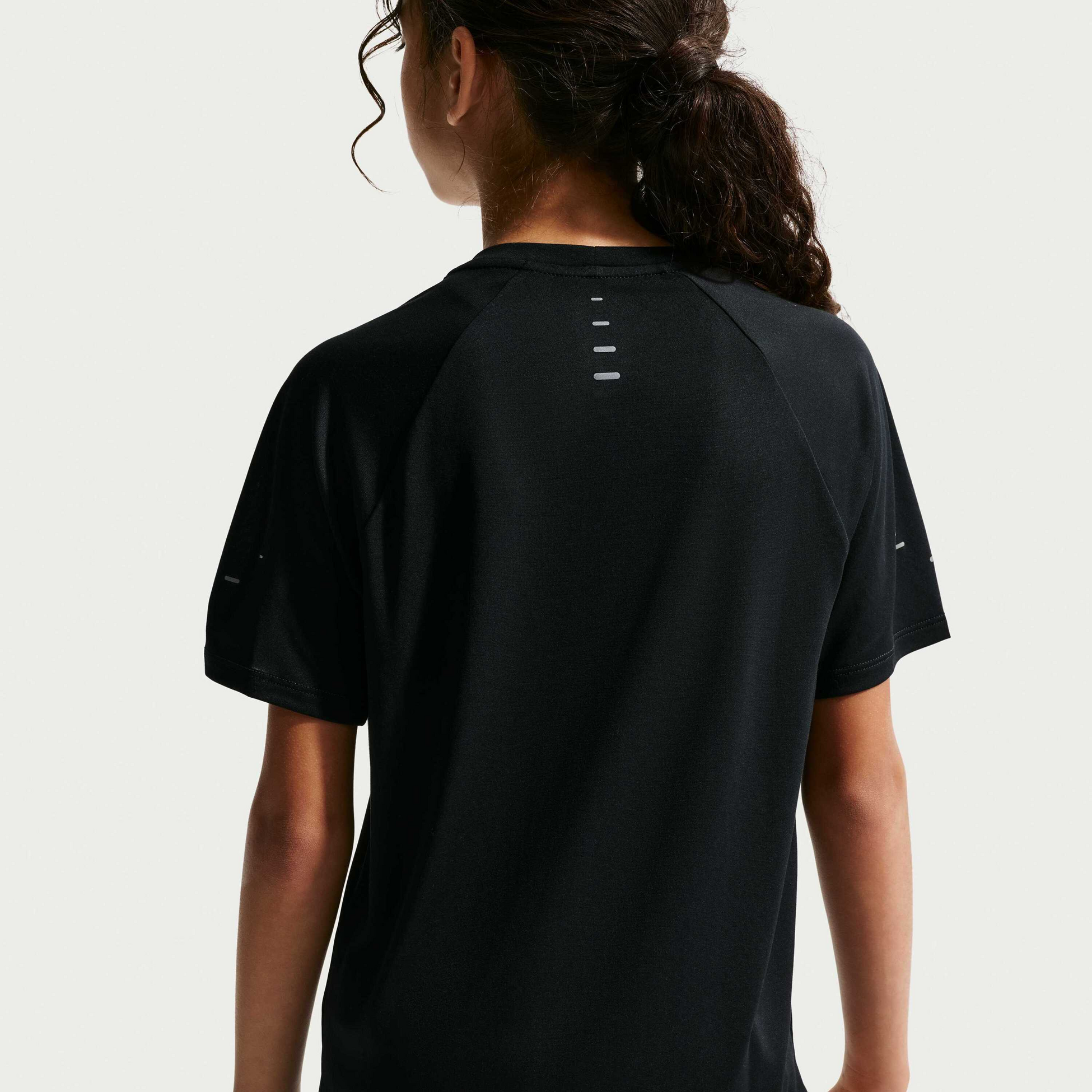 NIKE, Older Kids' Dri-fit Short-sleeve Top Stride