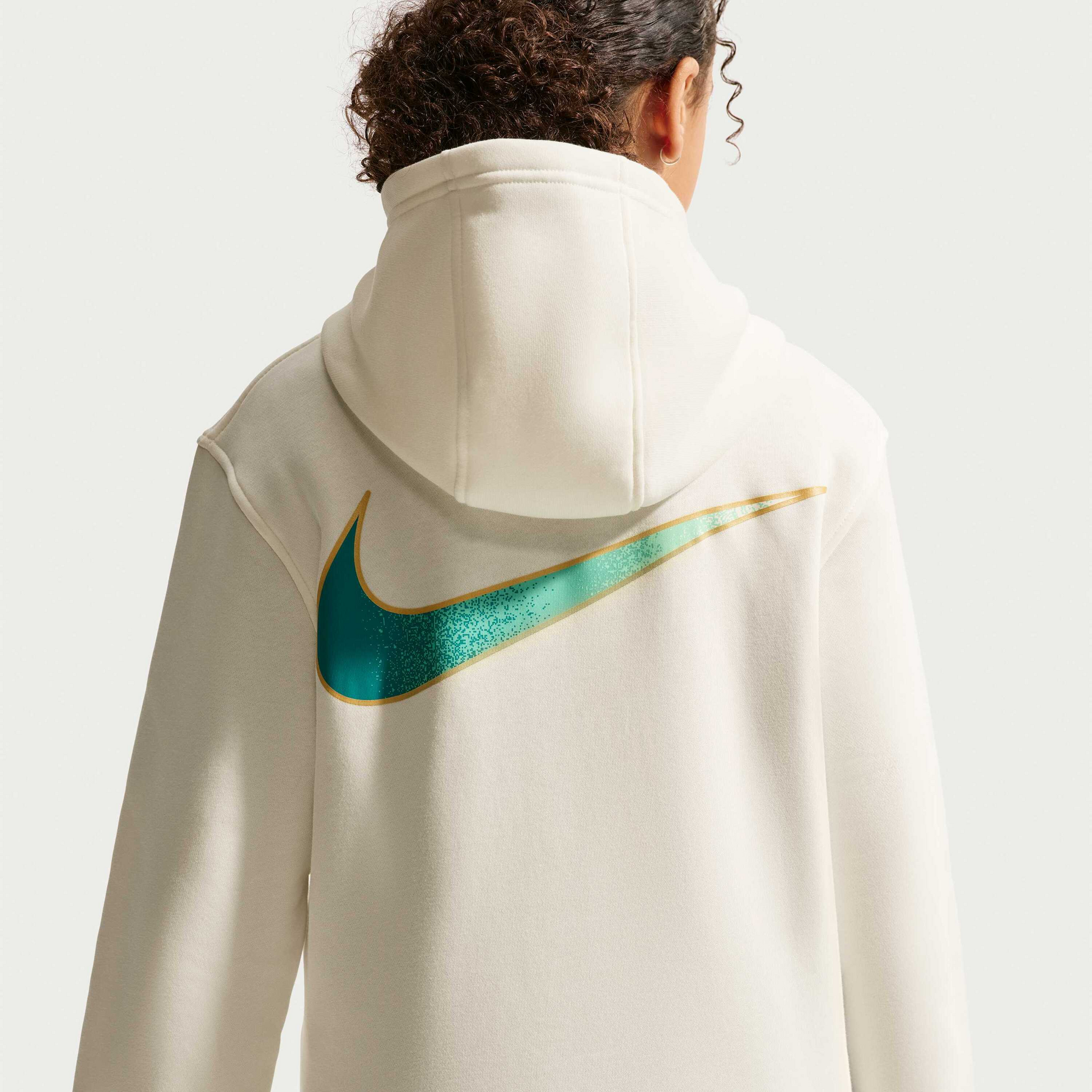 NIKE, Older Kids' Football Hoodie Kylian Mbapp&eacute; Club Fleece