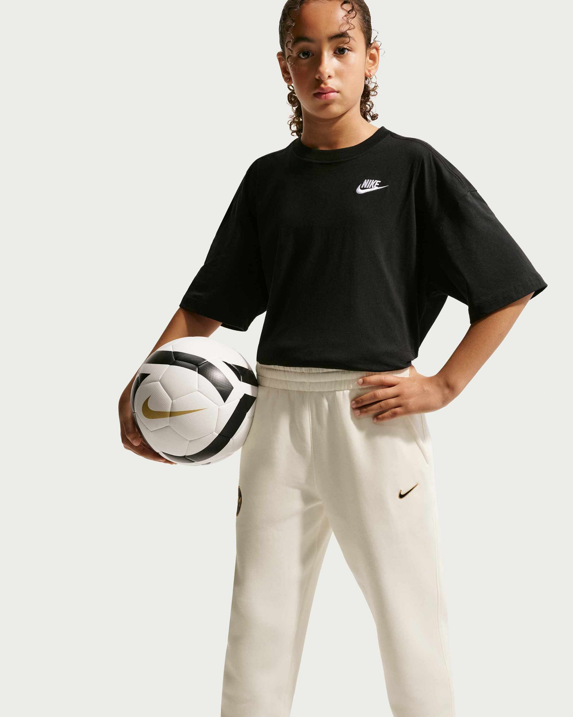 NIKE, Older Kids' Football Joggers Kylian Mbapp&eacute; Club Fleece