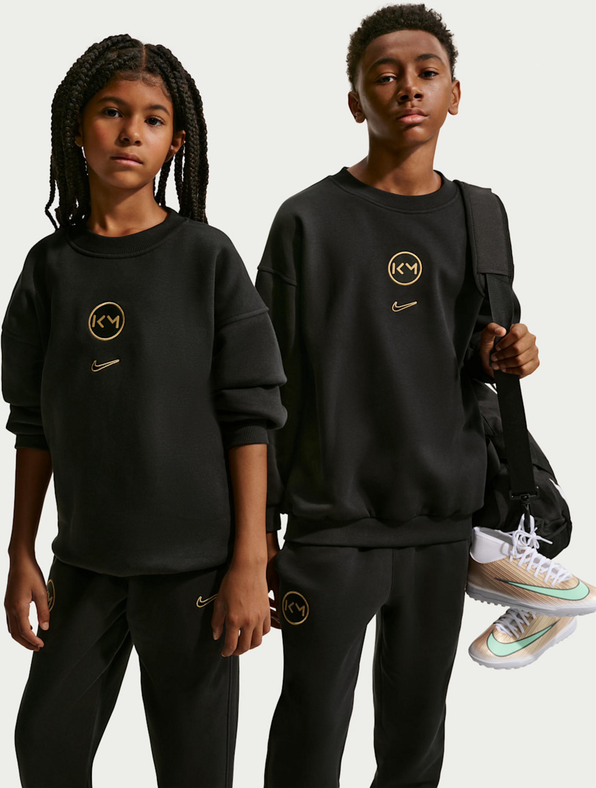 NIKE, Older Kids' Football Oversized Crew Neck Kylian Mbapp&eacute; Club Fleece