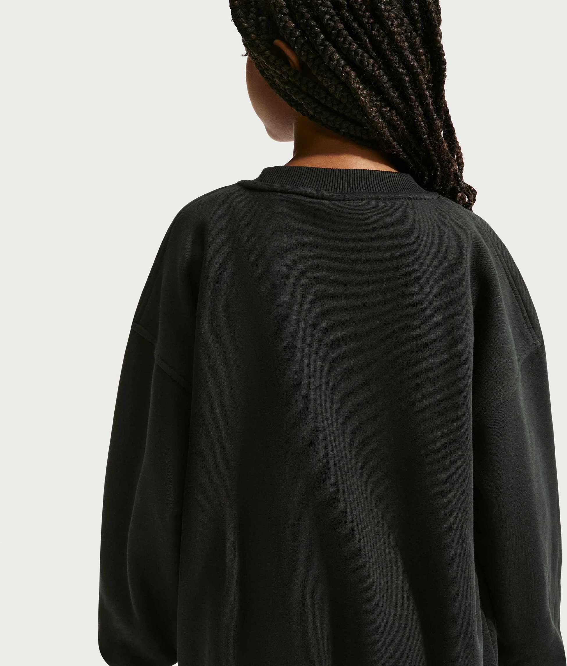 NIKE, Older Kids' Football Oversized Crew Neck Kylian Mbapp&eacute; Club Fleece