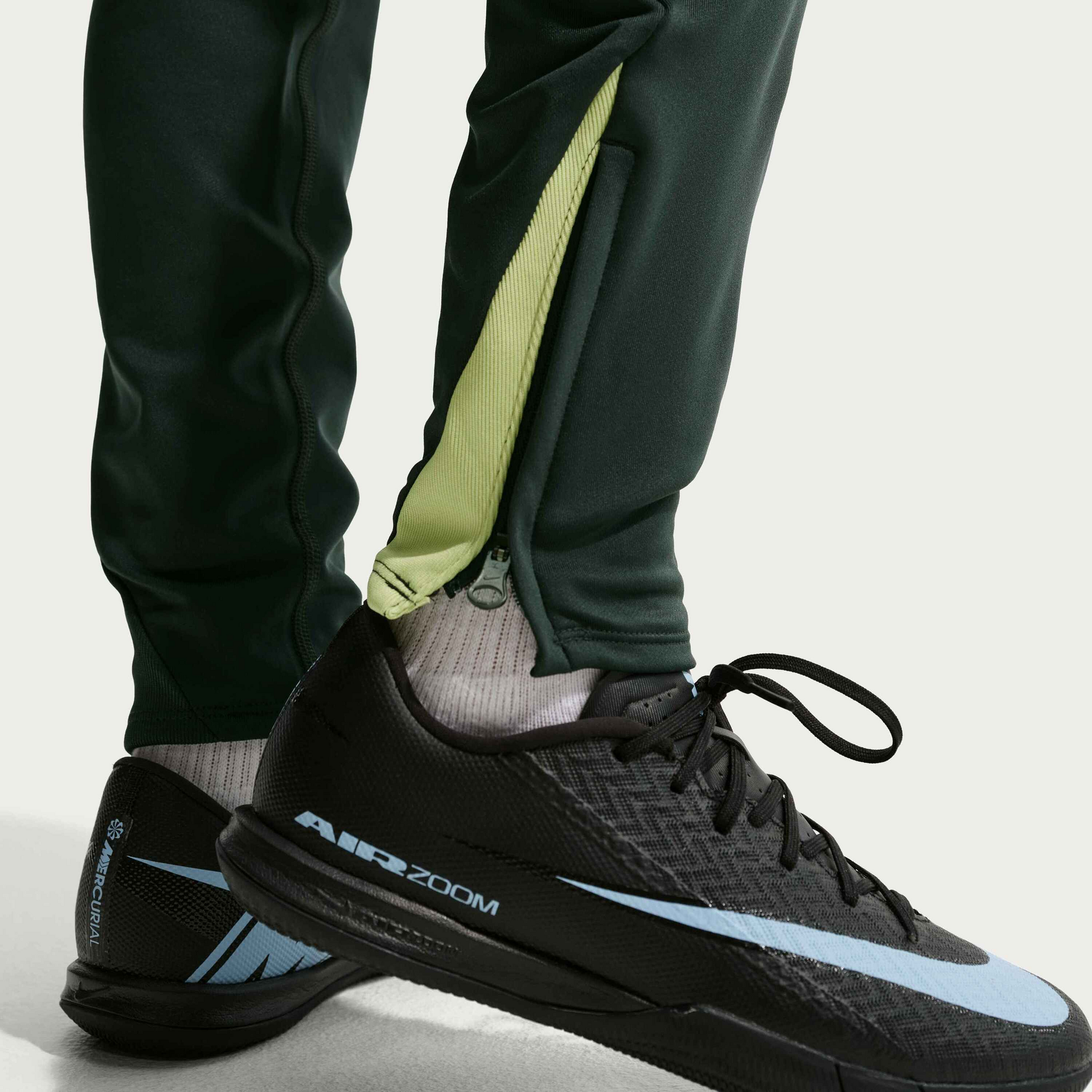 NIKE, Older Kids' Football Pants Dri-fit Strike