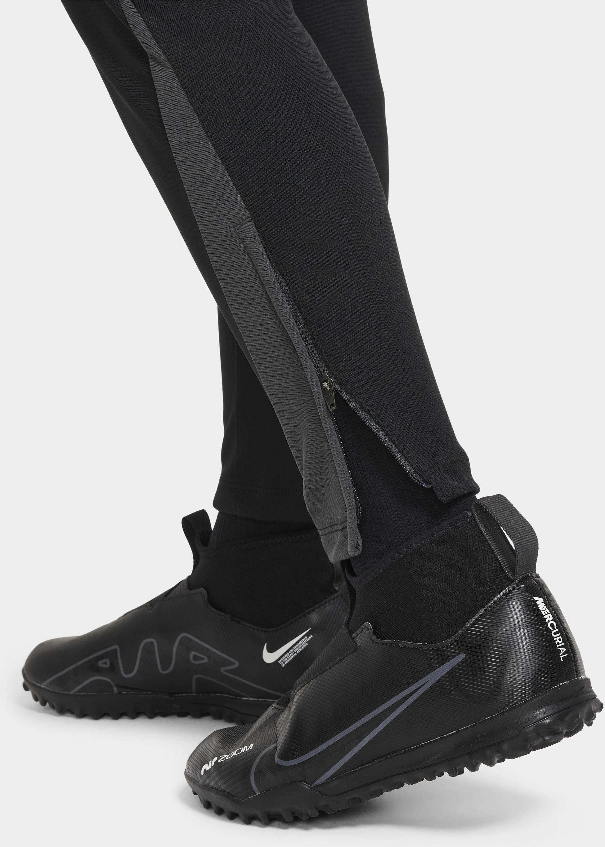 NIKE, Older Kids' Football Pants Therma-fit Academy