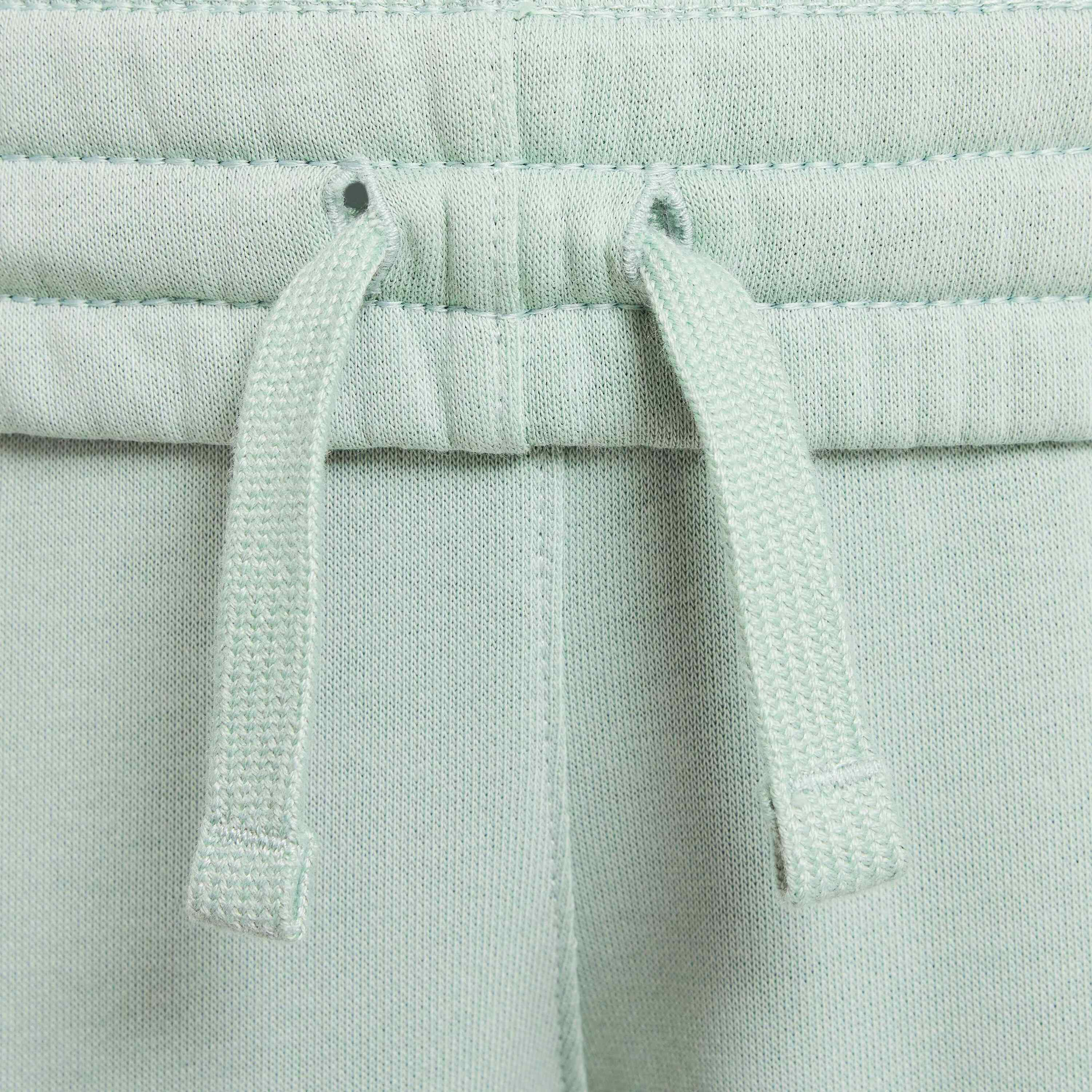 NIKE, Older Kids' French Terry Shorts Sportswear Club Fleece