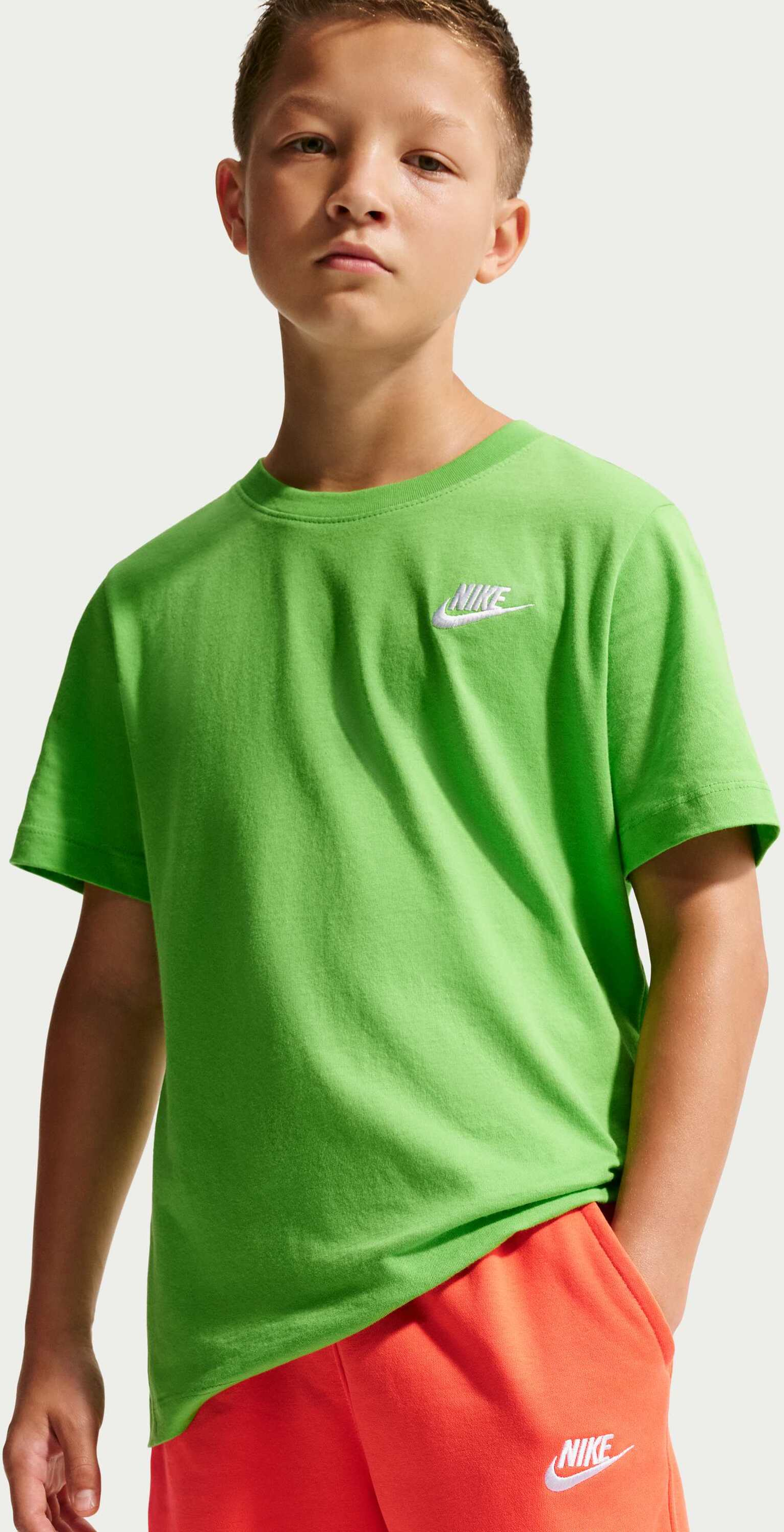 NIKE, Older Kids' French Terry Shorts Sportswear Club Fleece