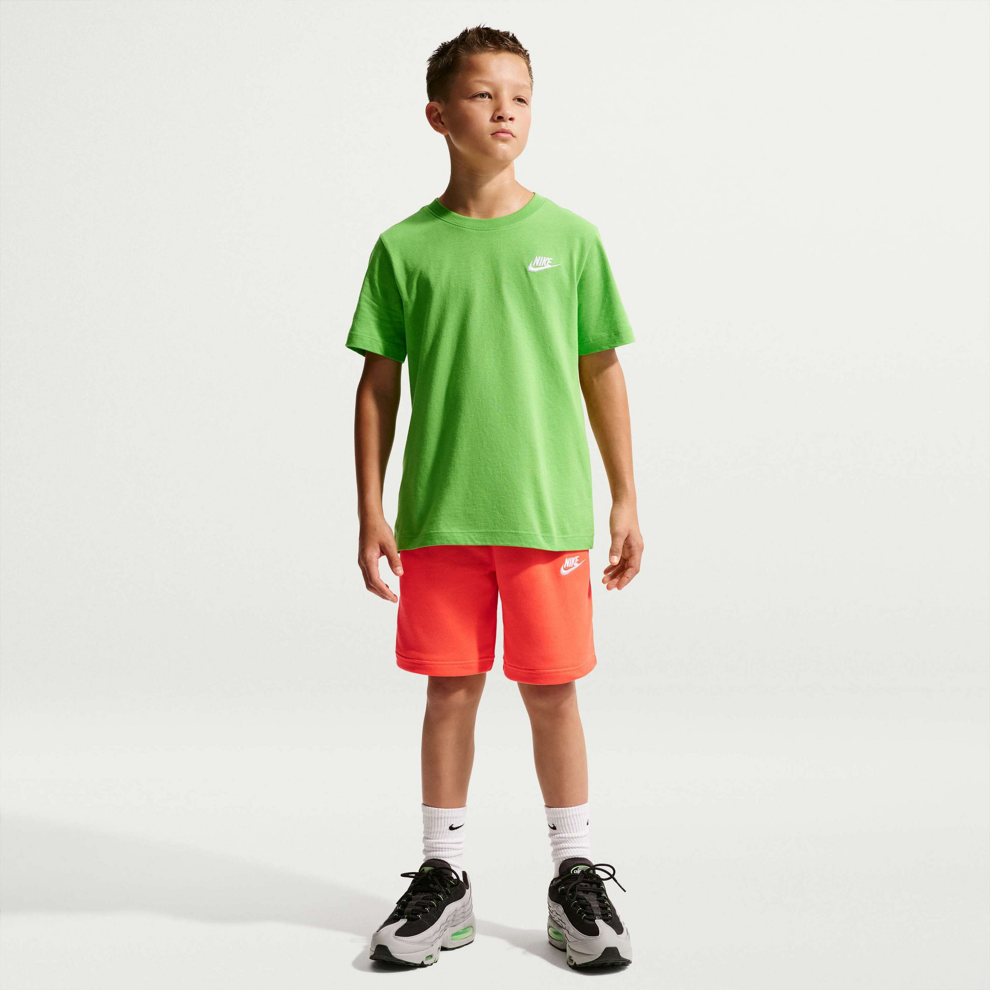 NIKE, Older Kids' French Terry Shorts Sportswear Club Fleece