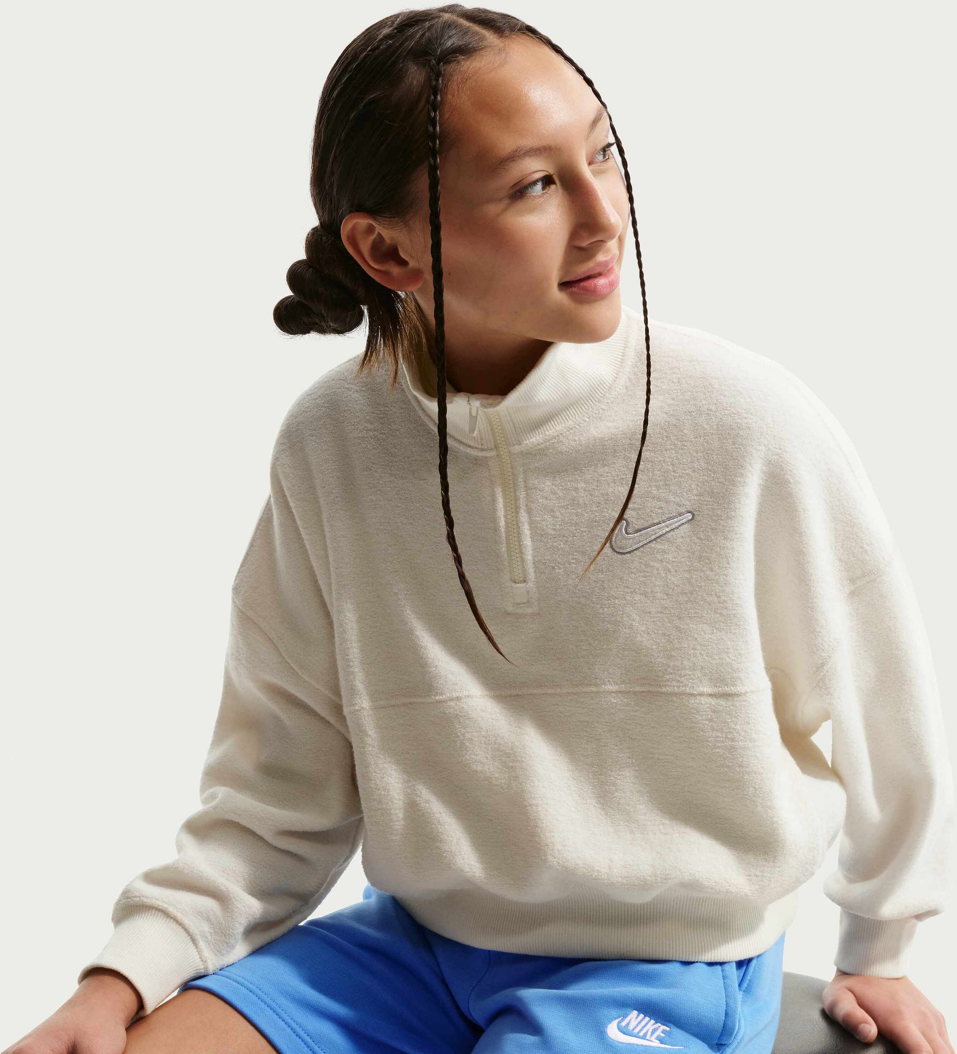 NIKE, Older Kids' French Terry Shorts Sportswear Club Fleece