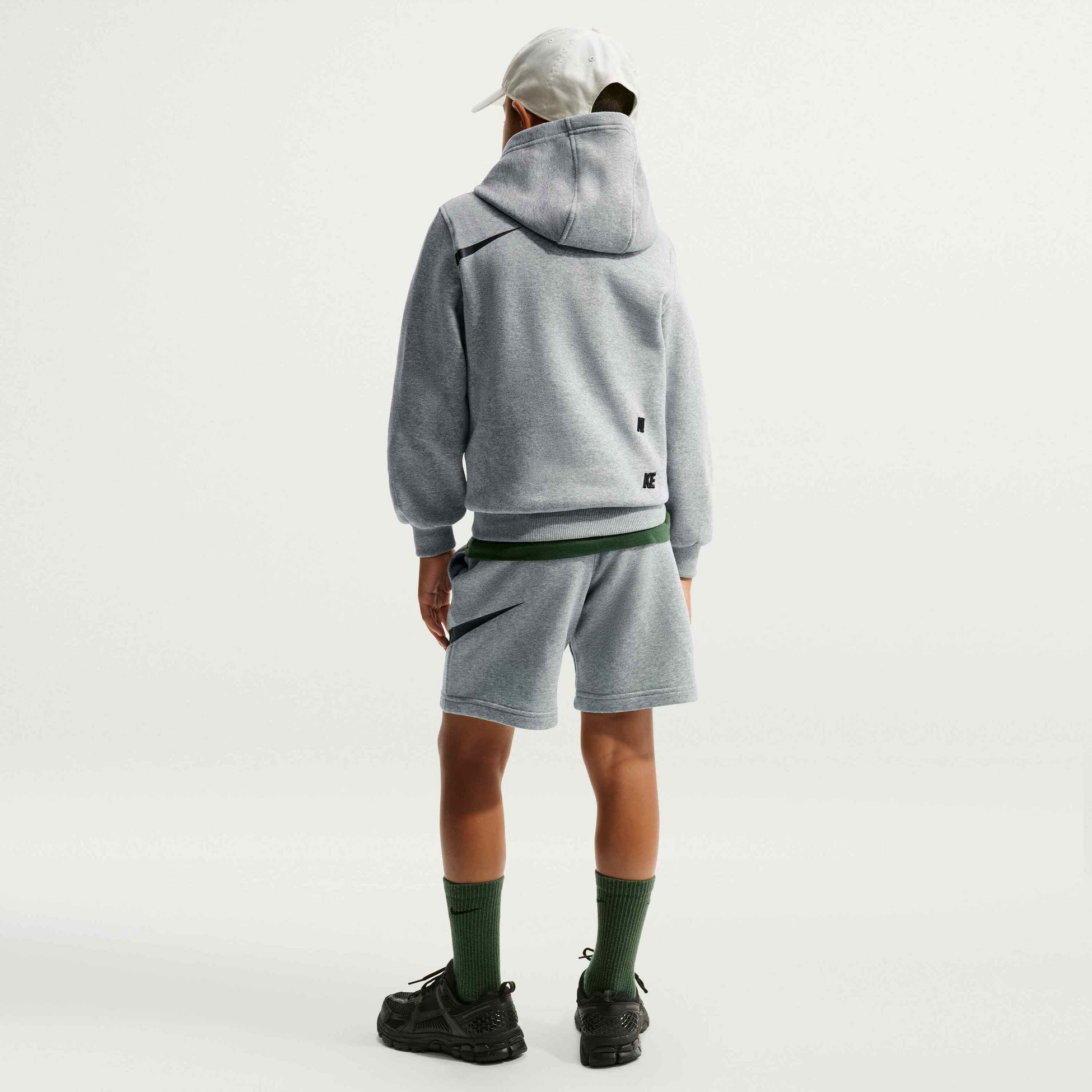 NIKE, Older Kids' French Terry Shorts Sportswear Club