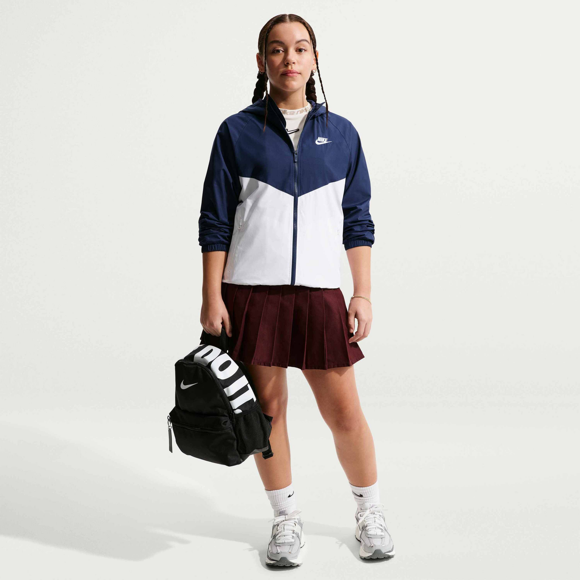 NIKE, Older Kids' Hooded Repel Jacket Sportswear Windrunner