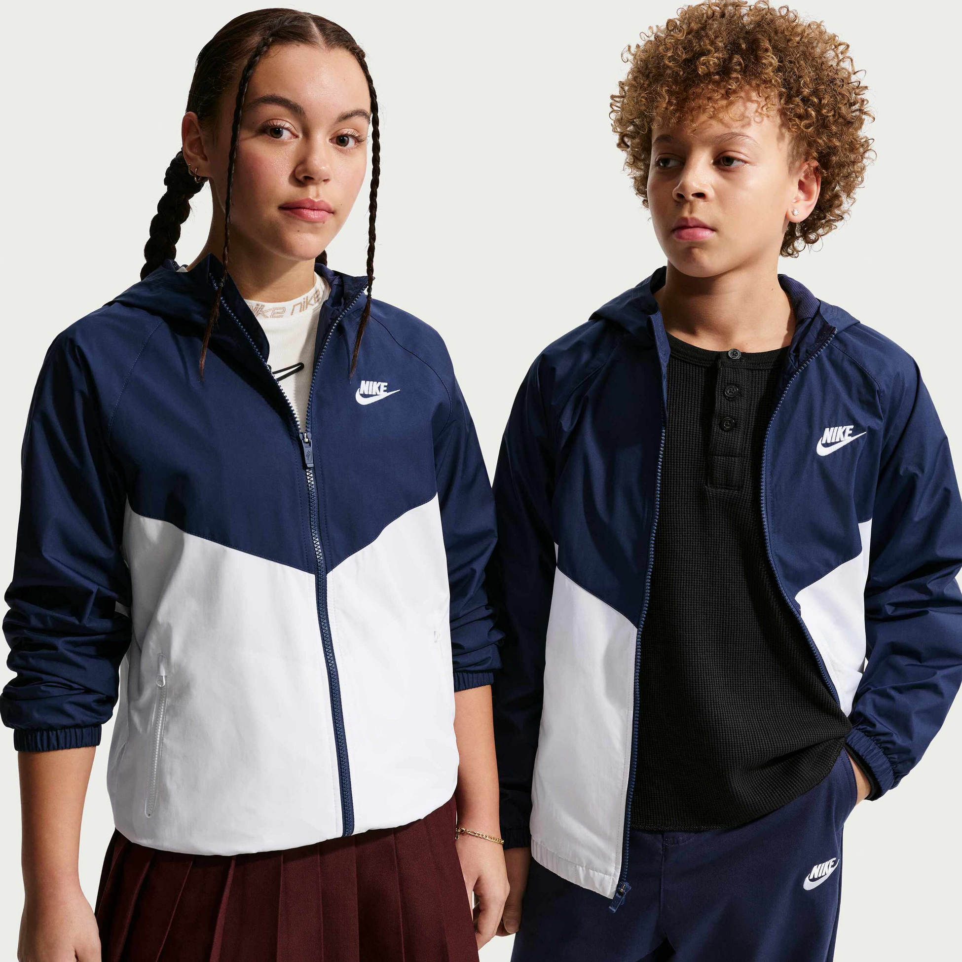 NIKE, Older Kids' Hooded Repel Jacket Sportswear Windrunner