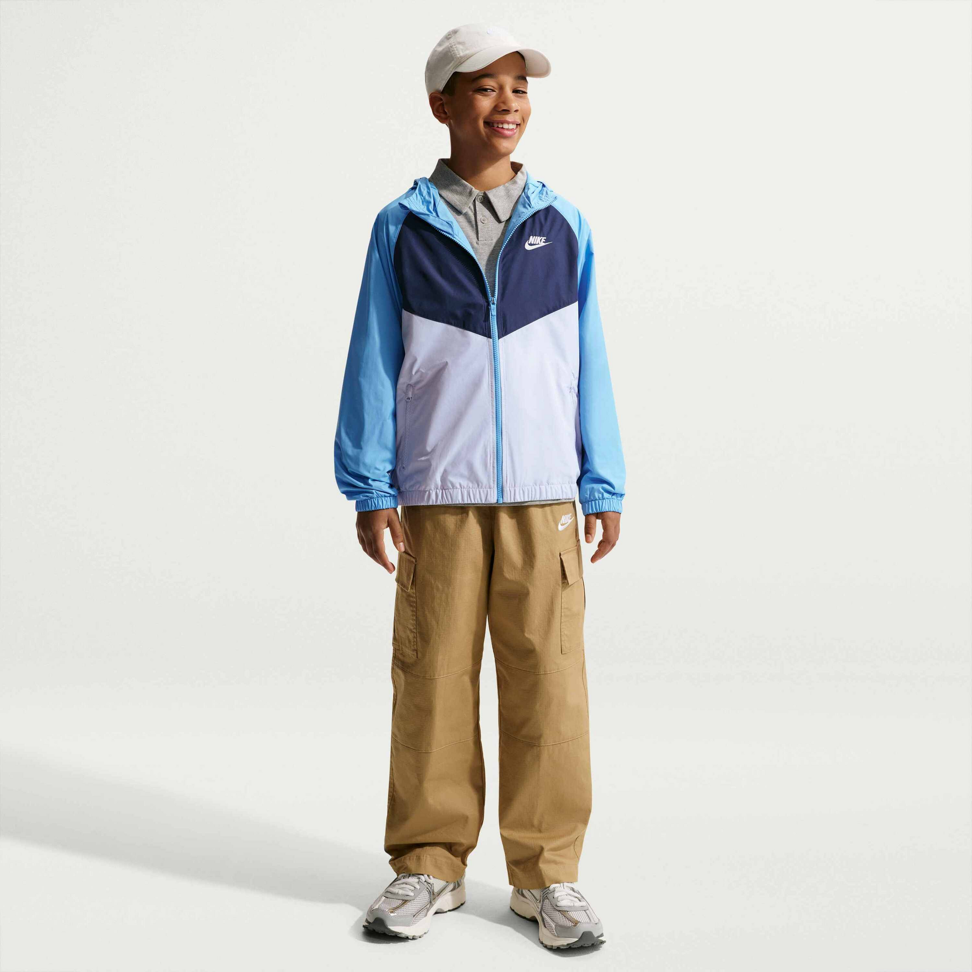 NIKE, Older Kids' Hooded Repel Jacket Sportswear Windrunner