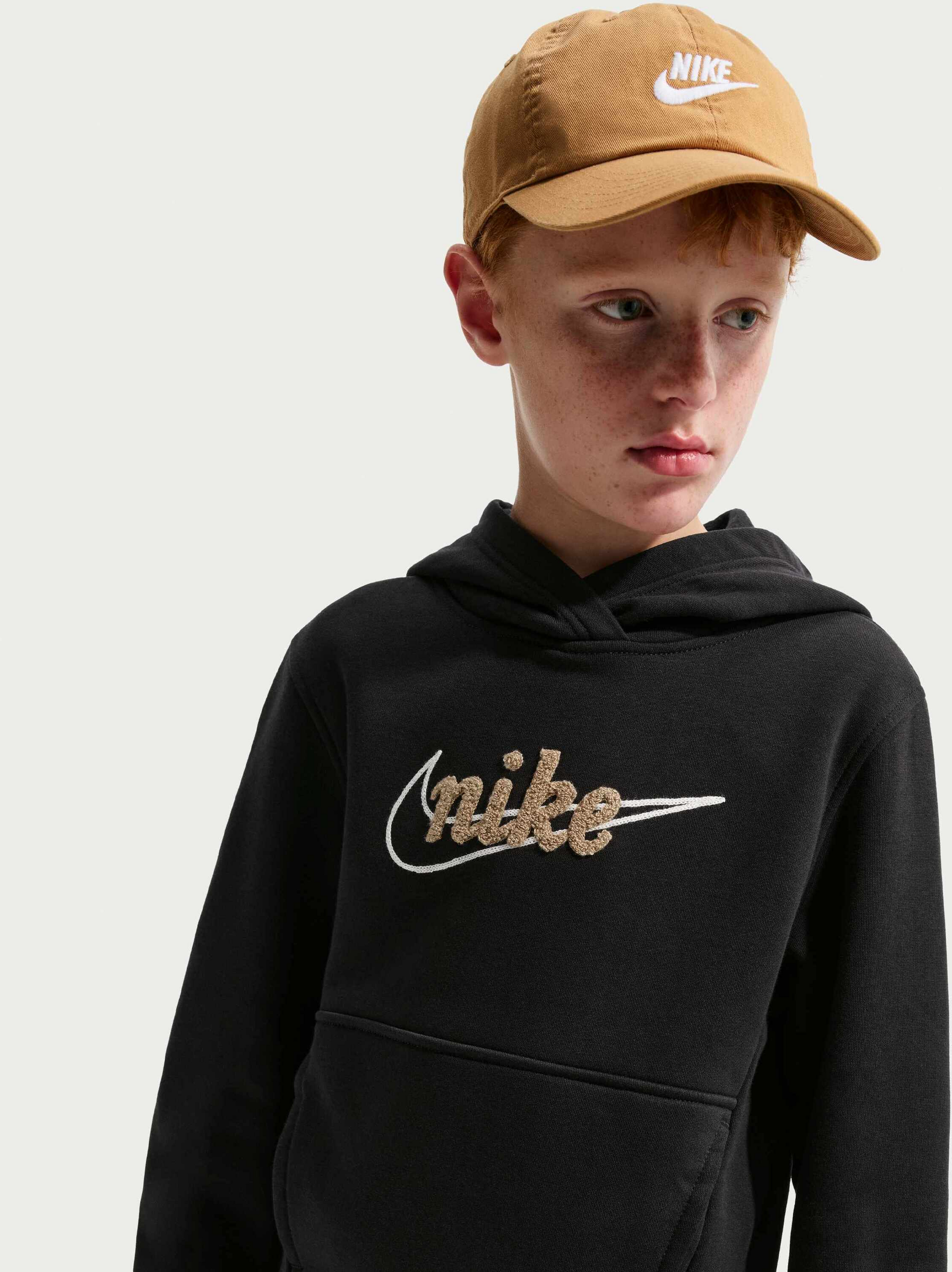 NIKE, Older Kids' Hoodie Sportswear Club Fleece