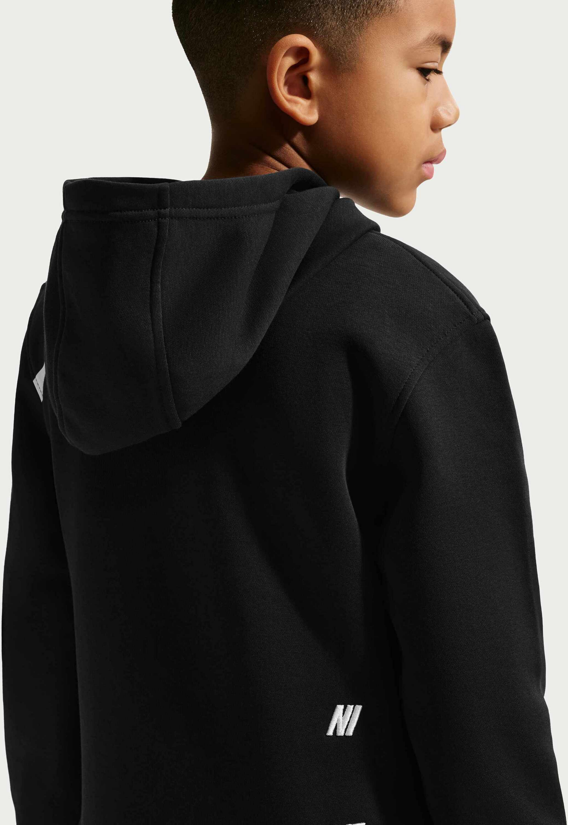NIKE, Older Kids' Hoodie Sportswear Club