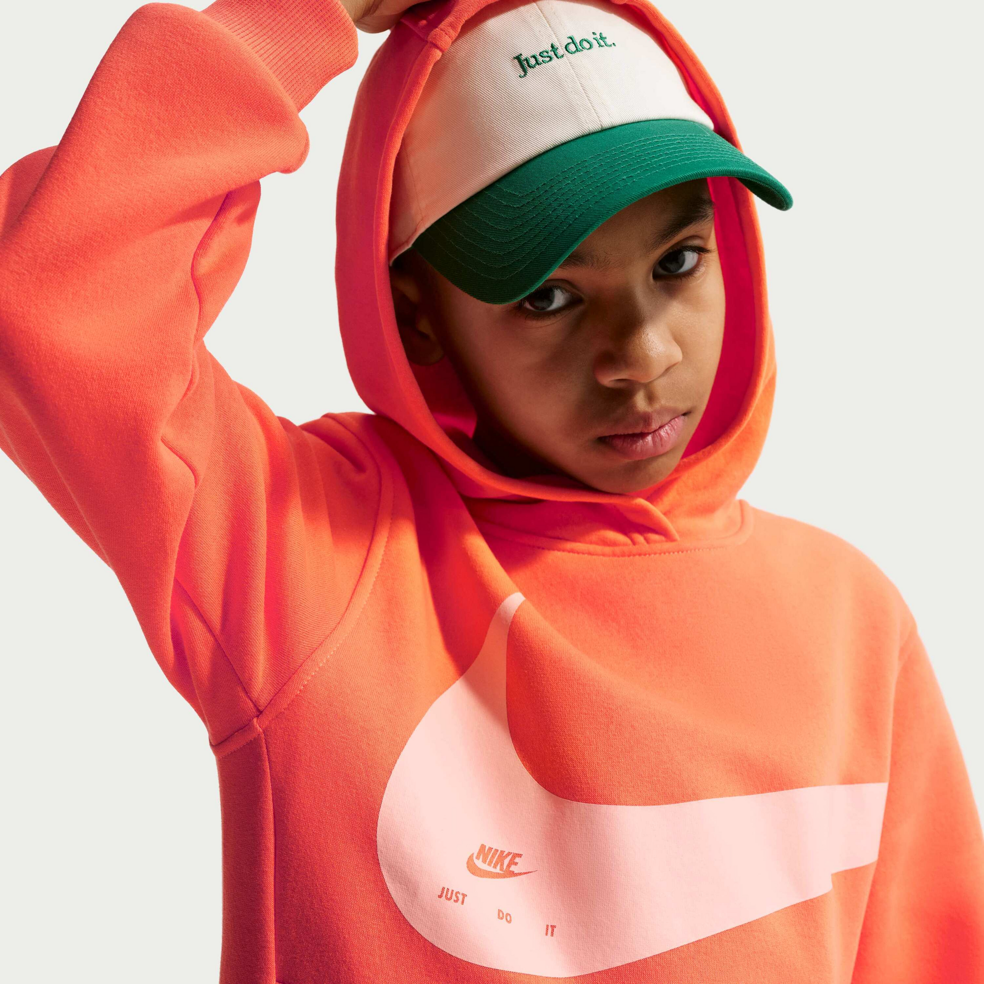 NIKE, Older Kids' Hoodie Sportswear Club