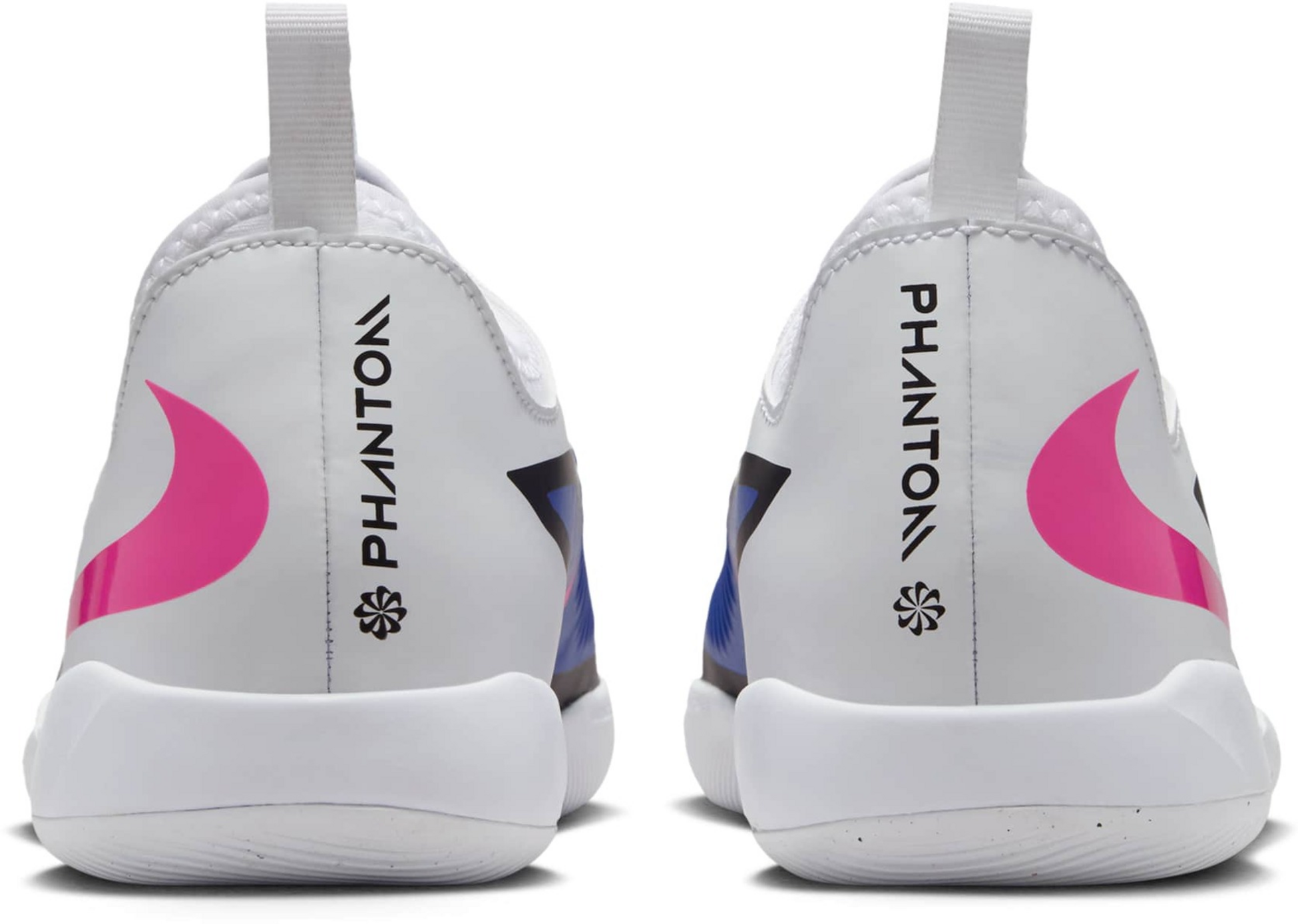 NIKE, Older Kids' Indoor Court Football Shoes Jr. Phantom 6 Low Academy