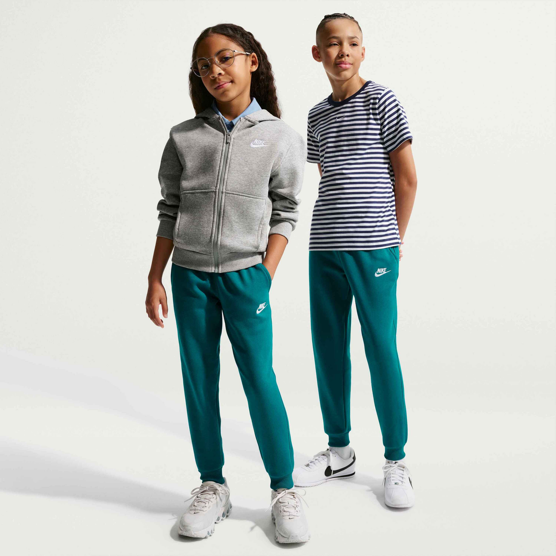 NIKE, Older Kids' Joggers Sportswear Club Fleece