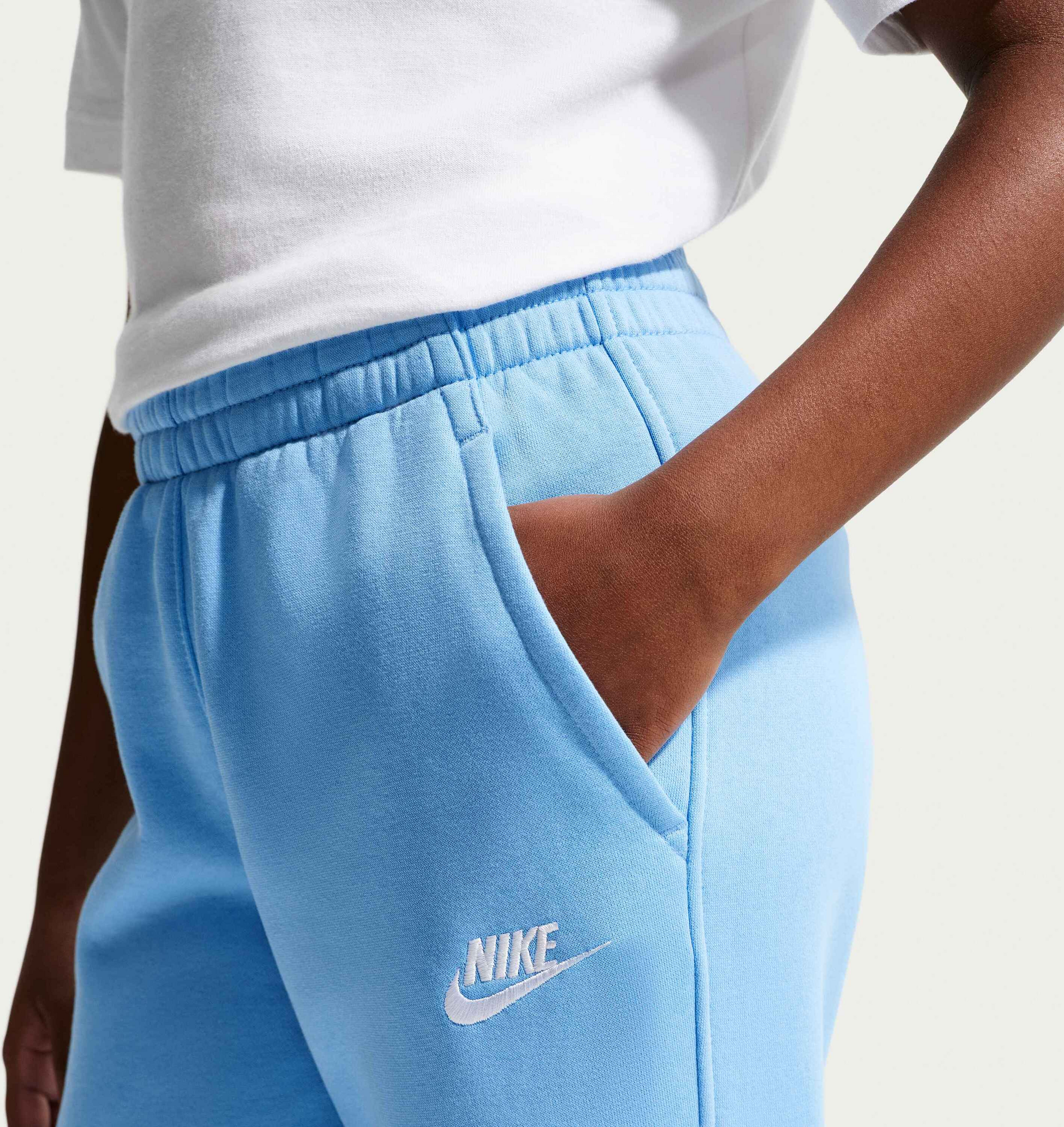 NIKE, Older Kids' Joggers Sportswear Club Fleece
