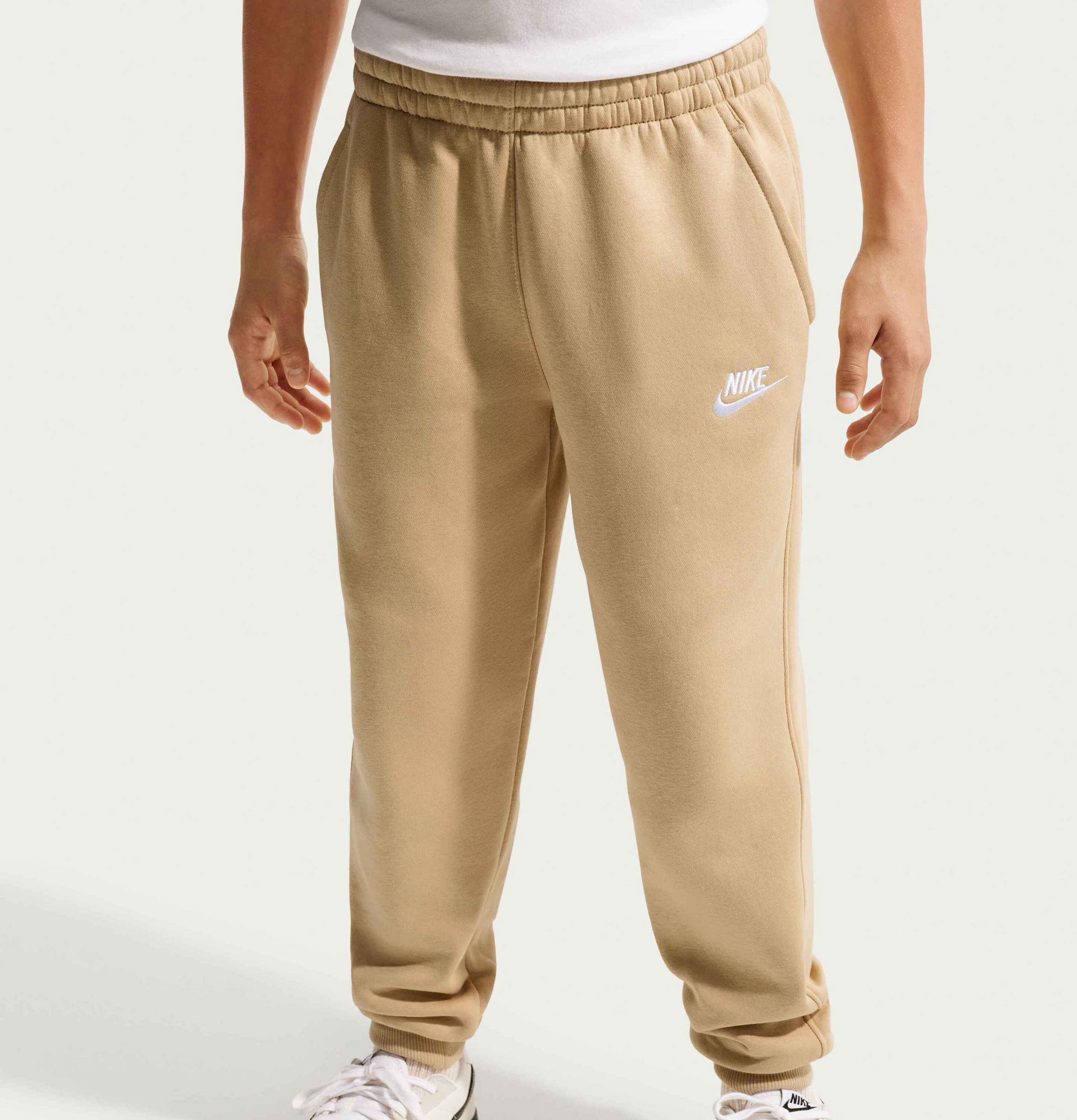 NIKE, Older Kids' Joggers Sportswear Club Fleece
