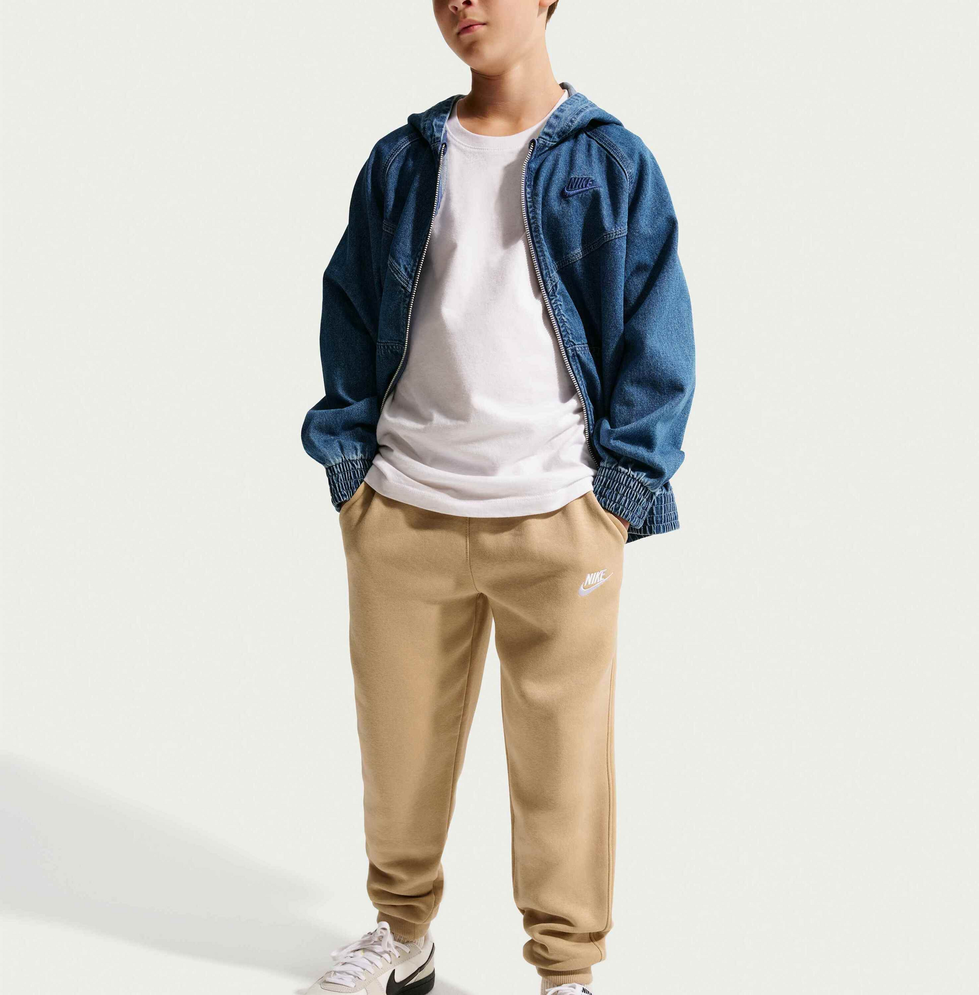 NIKE, Older Kids' Joggers Sportswear Club Fleece