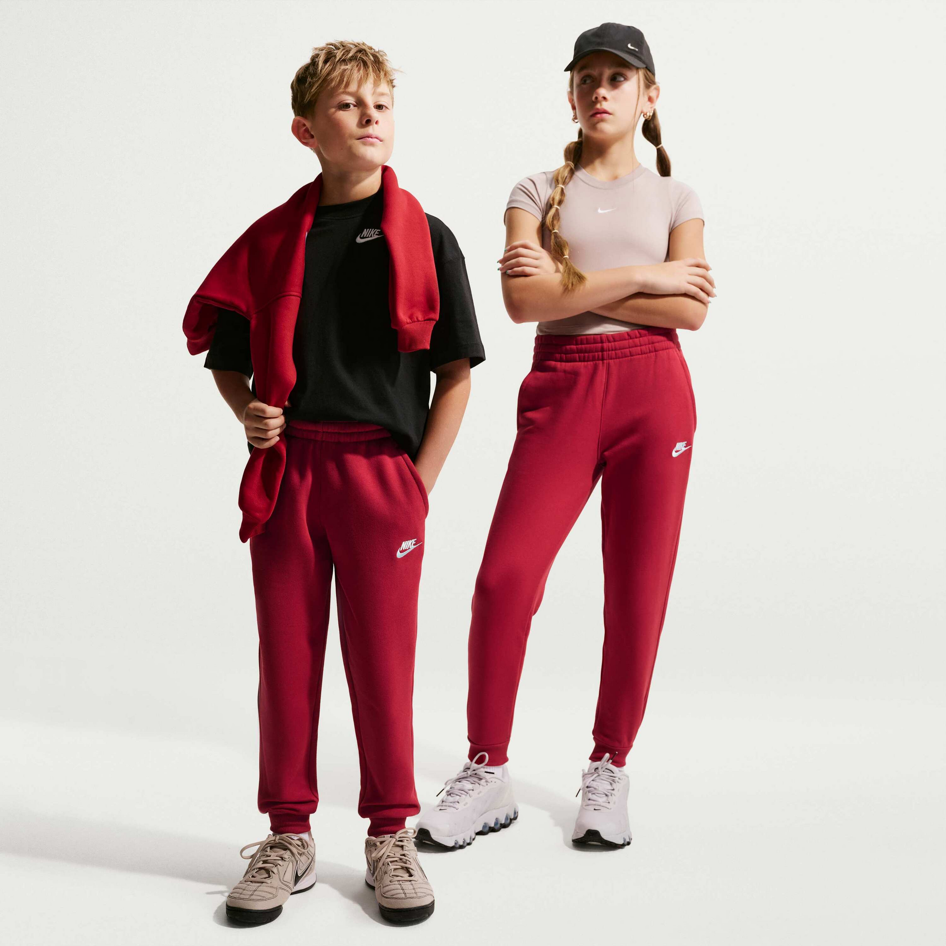 NIKE, Older Kids' Joggers Sportswear Club Fleece