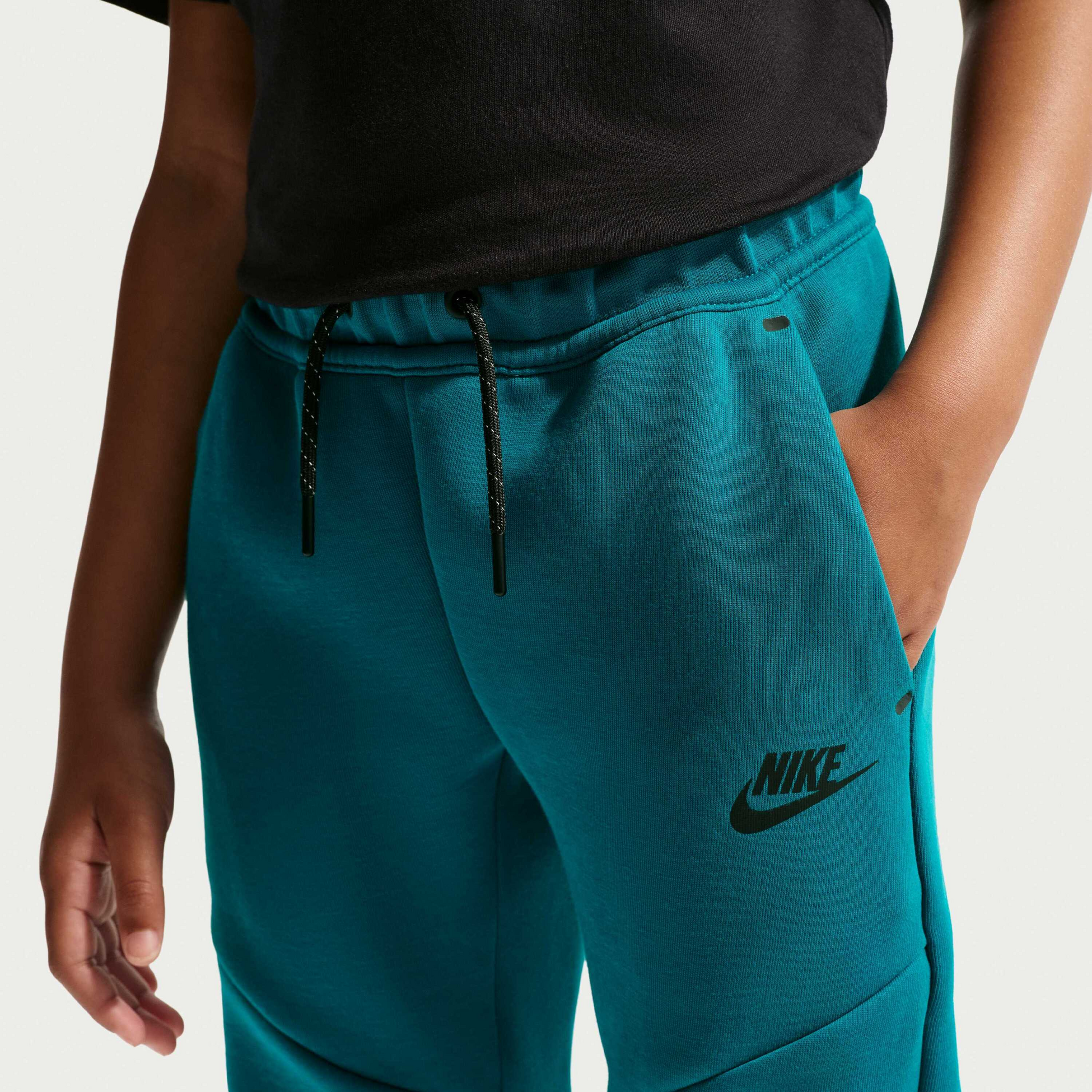 NIKE, Older Kids' Joggers Sportswear Tech Fleece