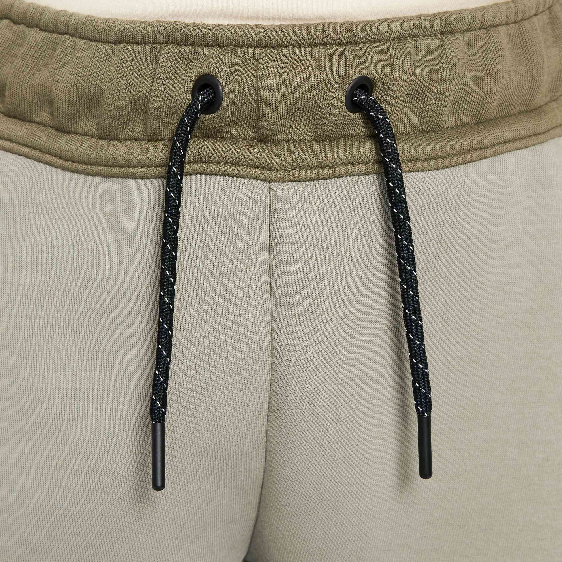 NIKE, Older Kids' Joggers Sportswear Tech Fleece