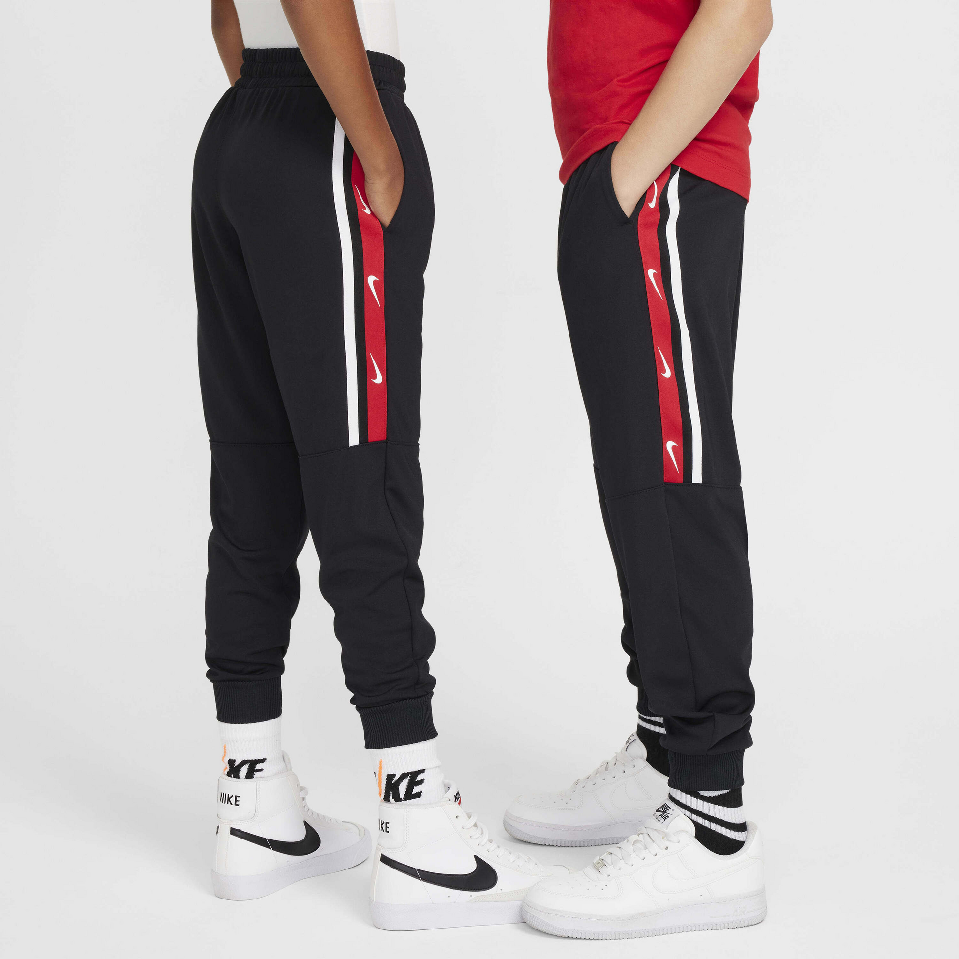 NIKE, Older Kids' Knit Joggers Sportswear Club