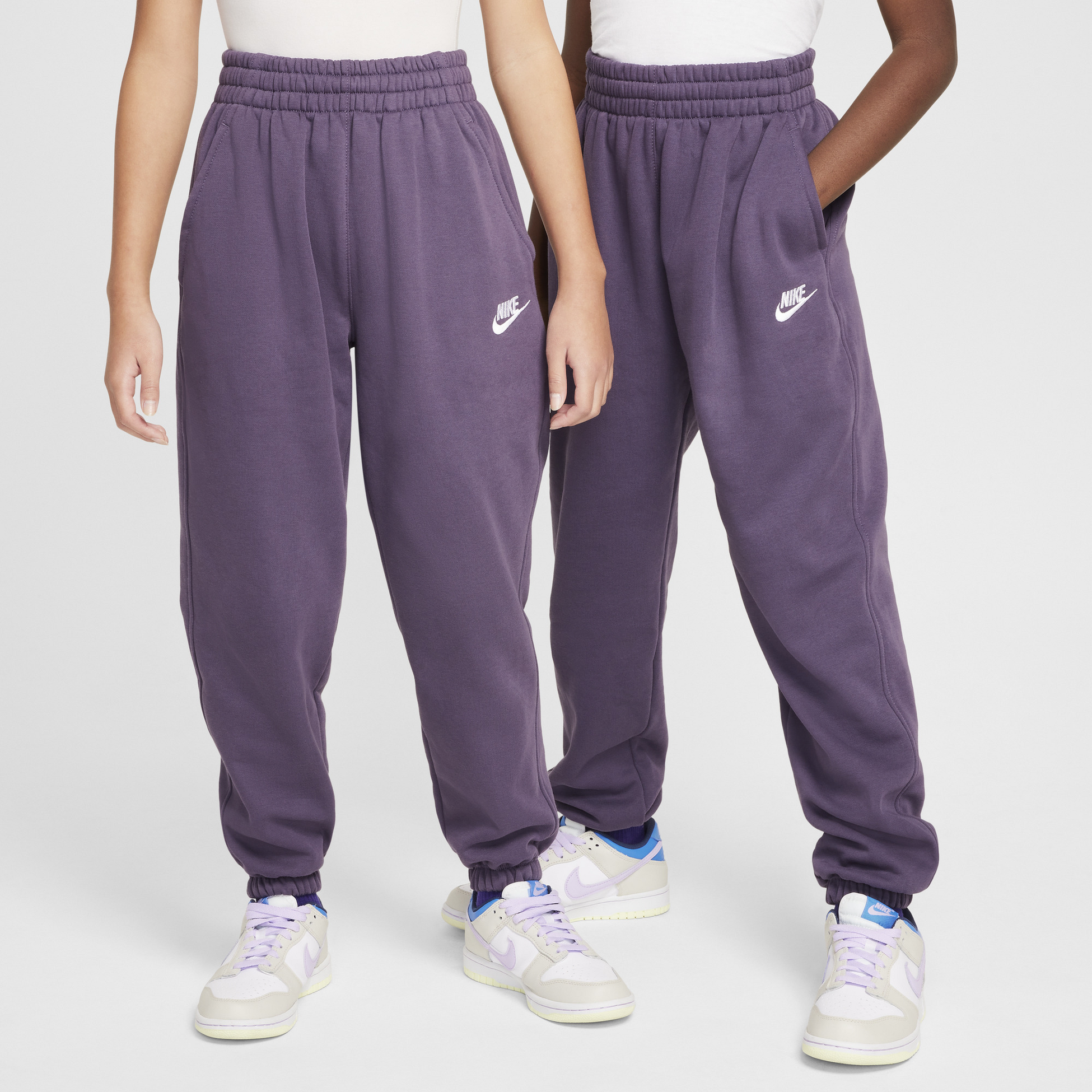 NIKE, Older Kids' Loose Trousers Sportswear Club Fleece