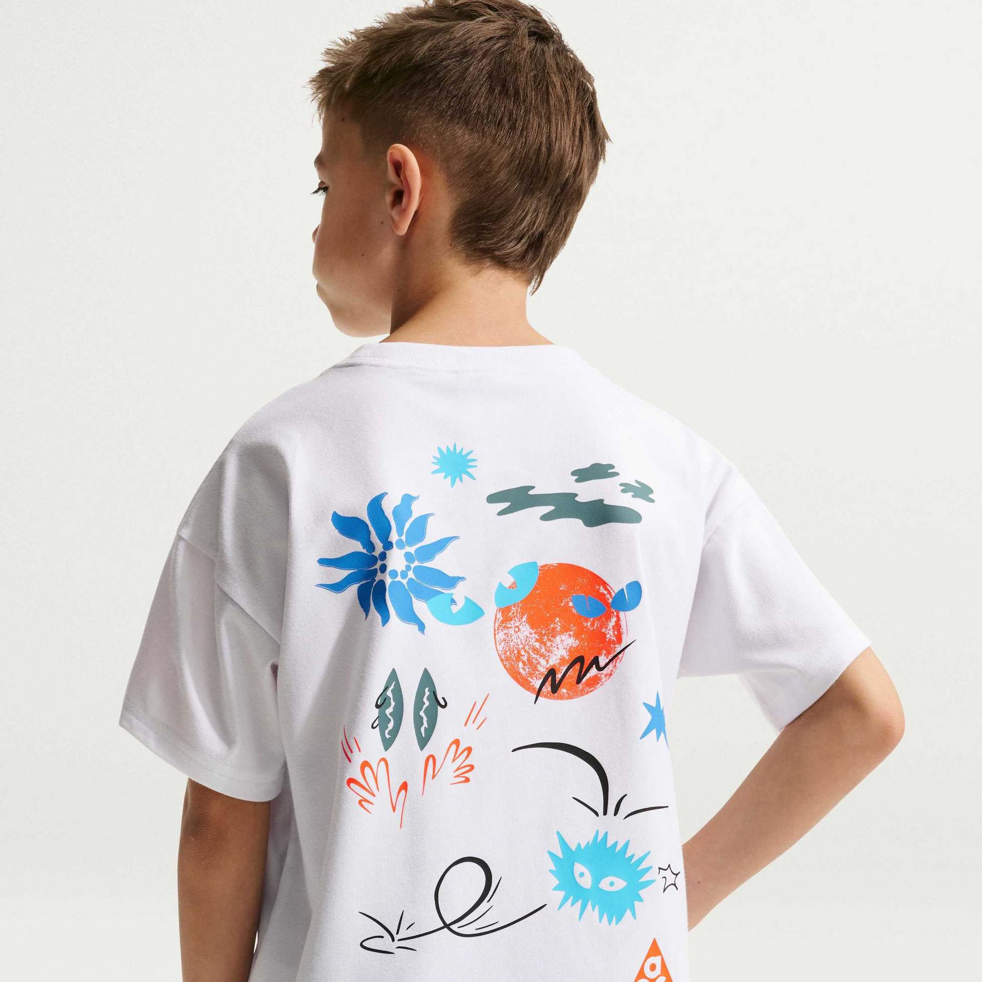 NIKE, Older Kids' Max90 T-shirt Acg