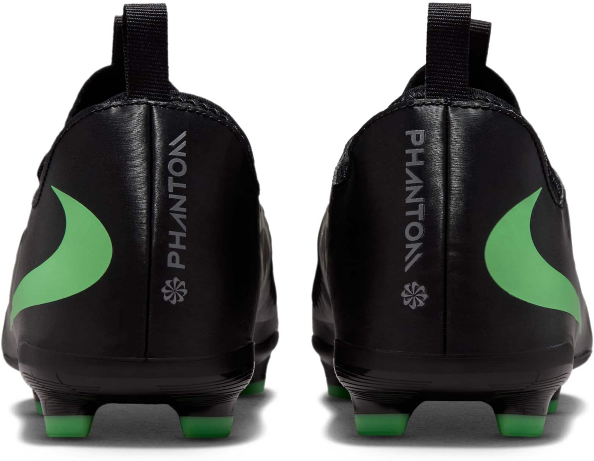NIKE, Older Kids' Multi-ground Football Boot Jr. Phantom 6 Low Academy