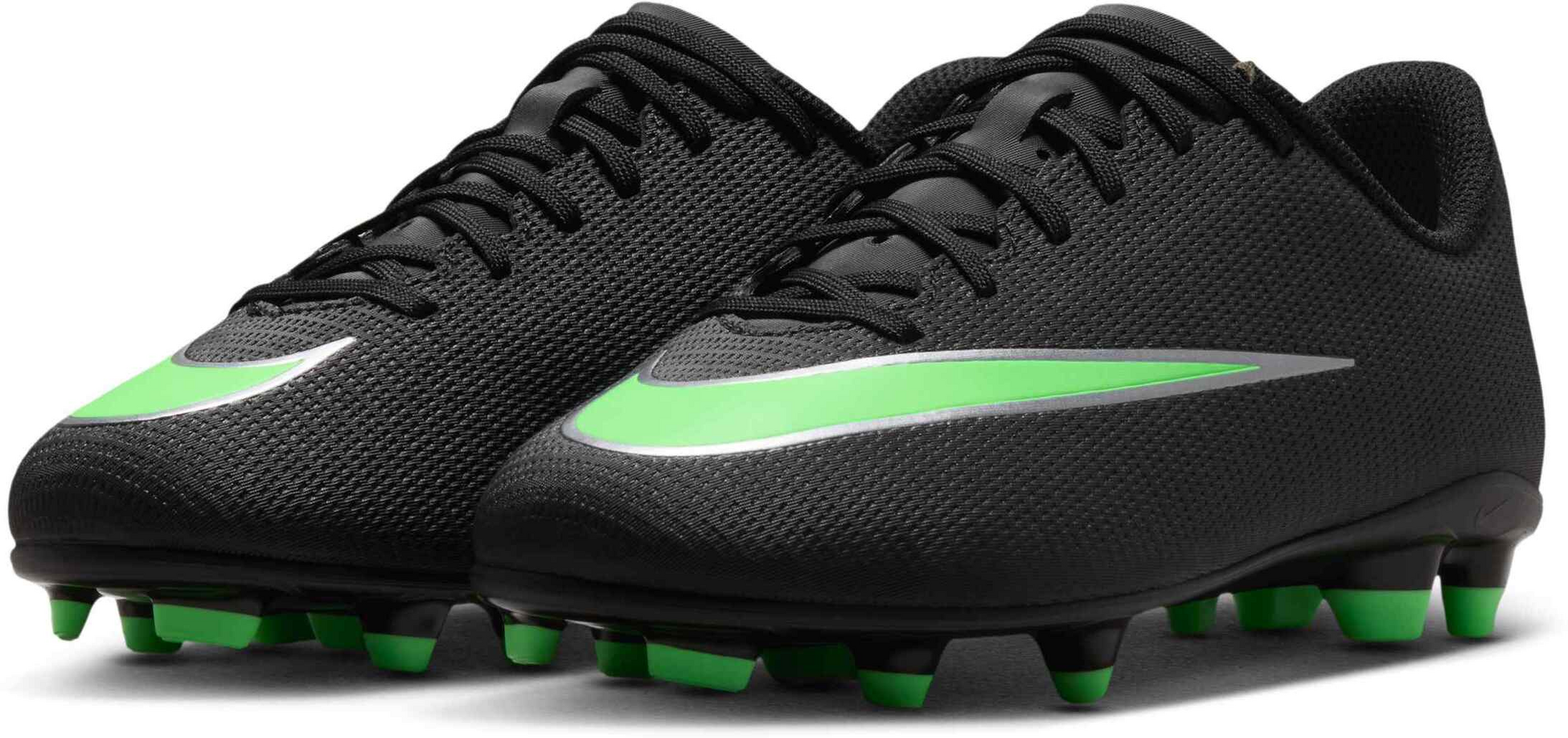 NIKE, Older Kids' Multi-ground Low-top Football Boot Jr. Mercurial Vapor 17 Club