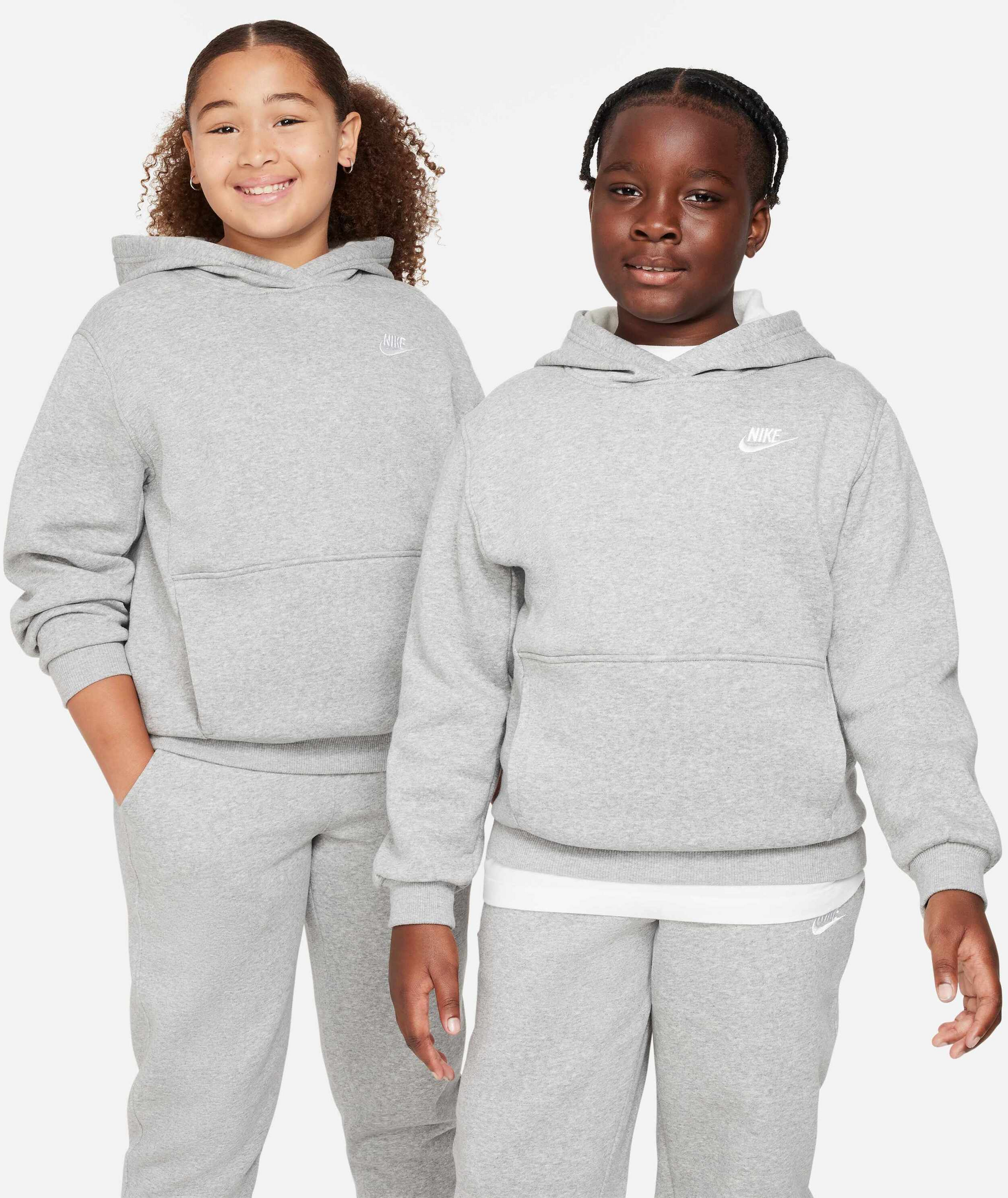 NIKE, Older Kids' Pullover Hoodie (extended Size) Sportswear Club Fleece