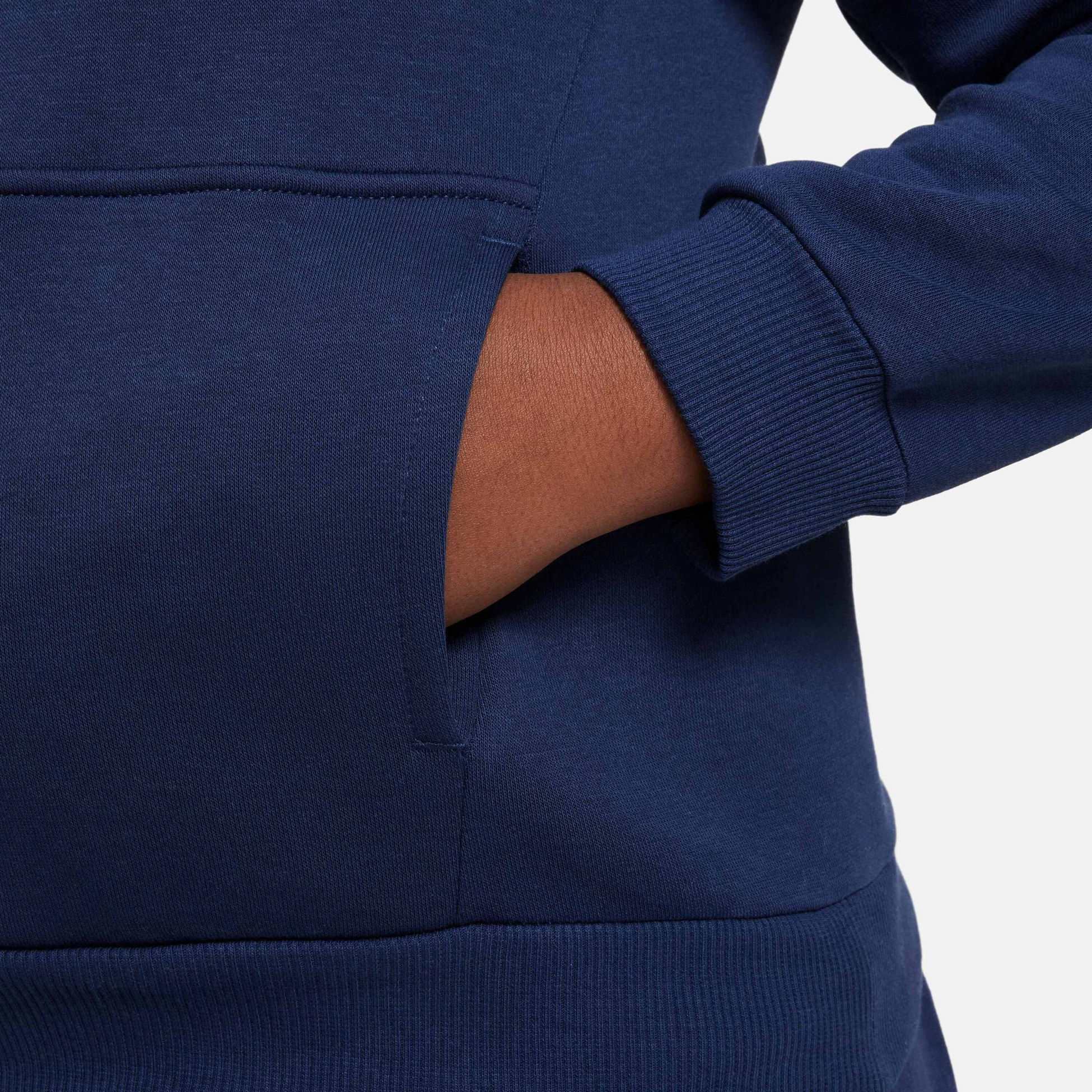 NIKE, Older Kids' Pullover Hoodie (extended Size) Sportswear Club Fleece